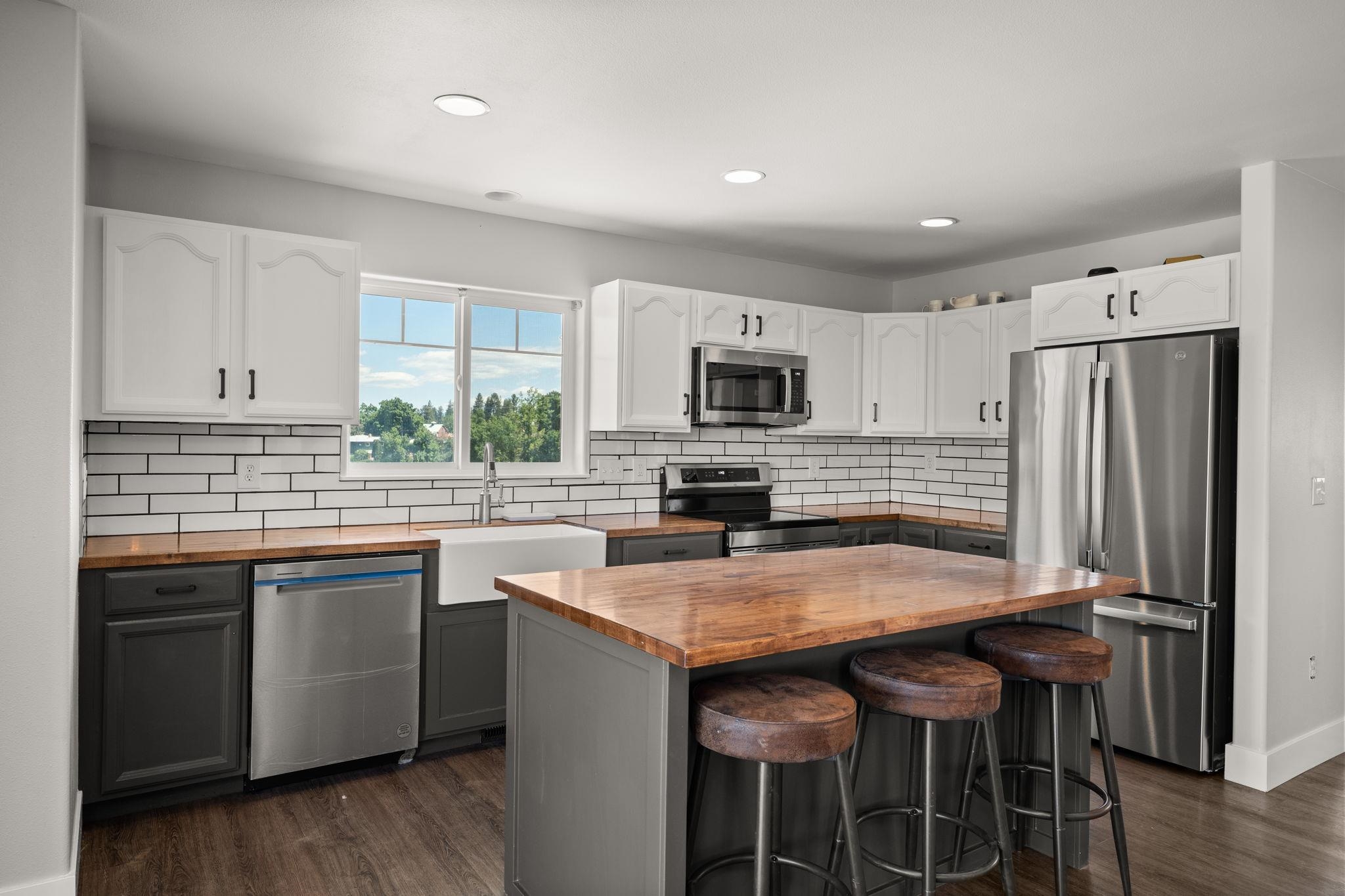 7706 E Bigelow Gulch Rd - Photo 13