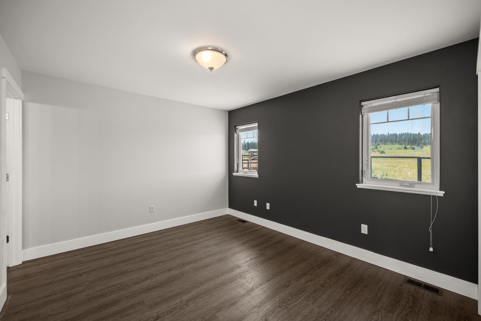 7706 E Bigelow Gulch Rd - Photo 19