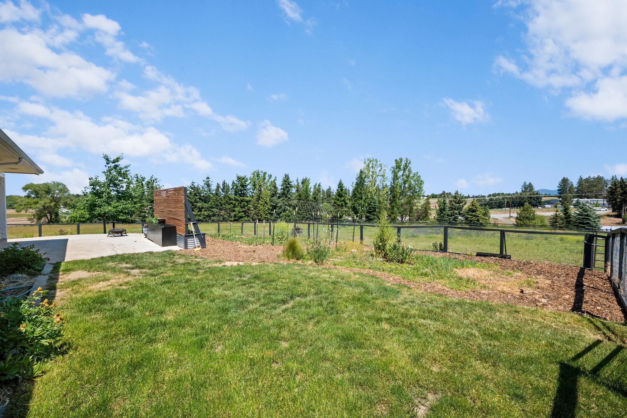 7706 E Bigelow Gulch Rd - Photo 27