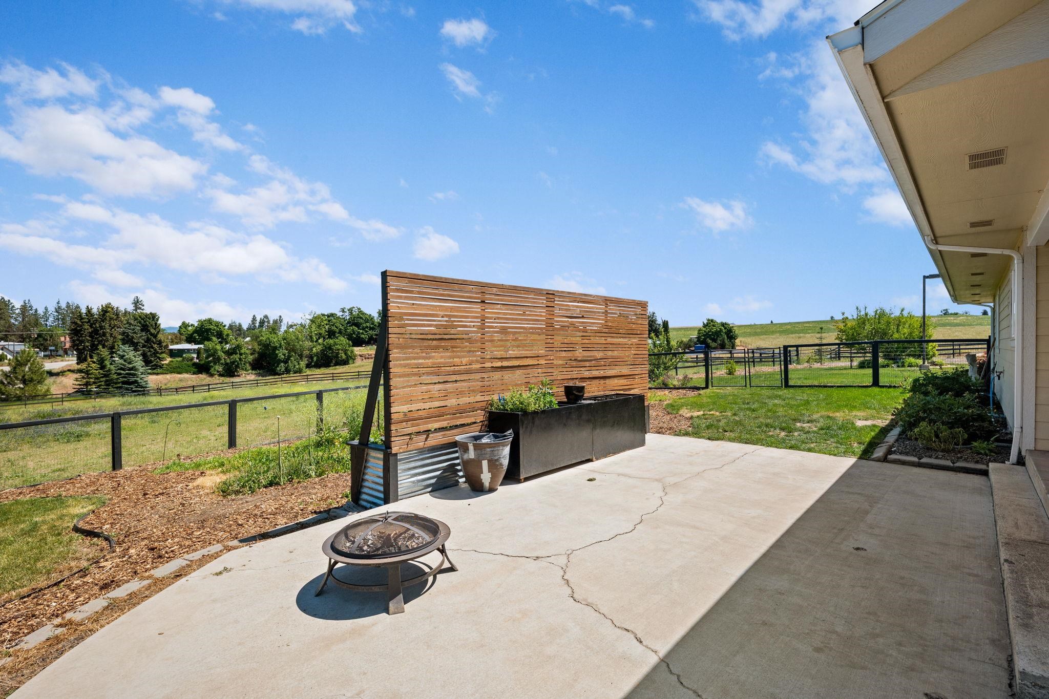 7706 E Bigelow Gulch Rd - Photo 28