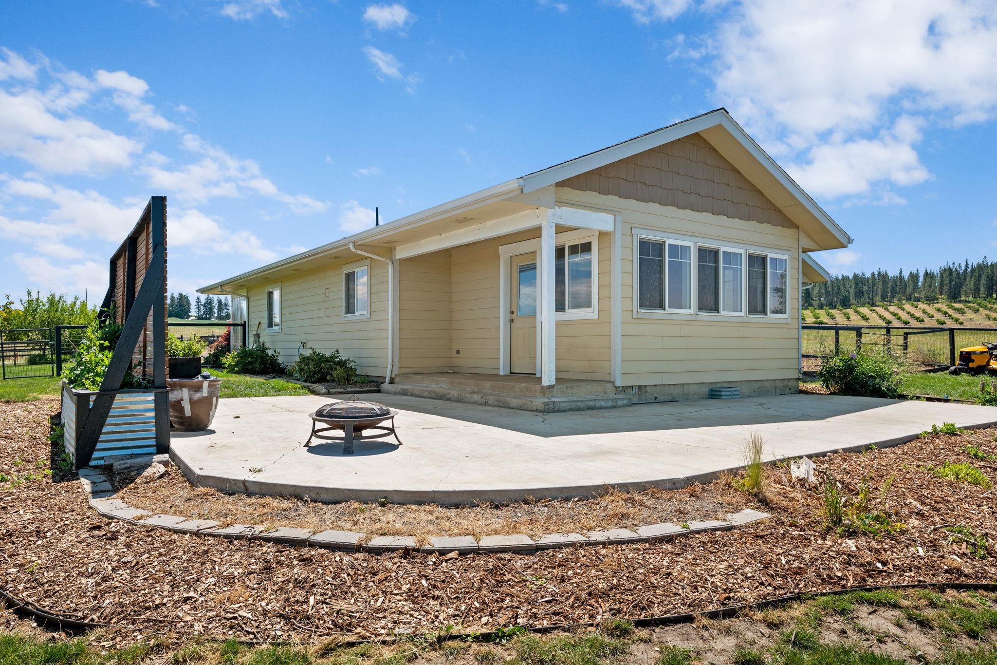 7706 E Bigelow Gulch Rd - Photo 29