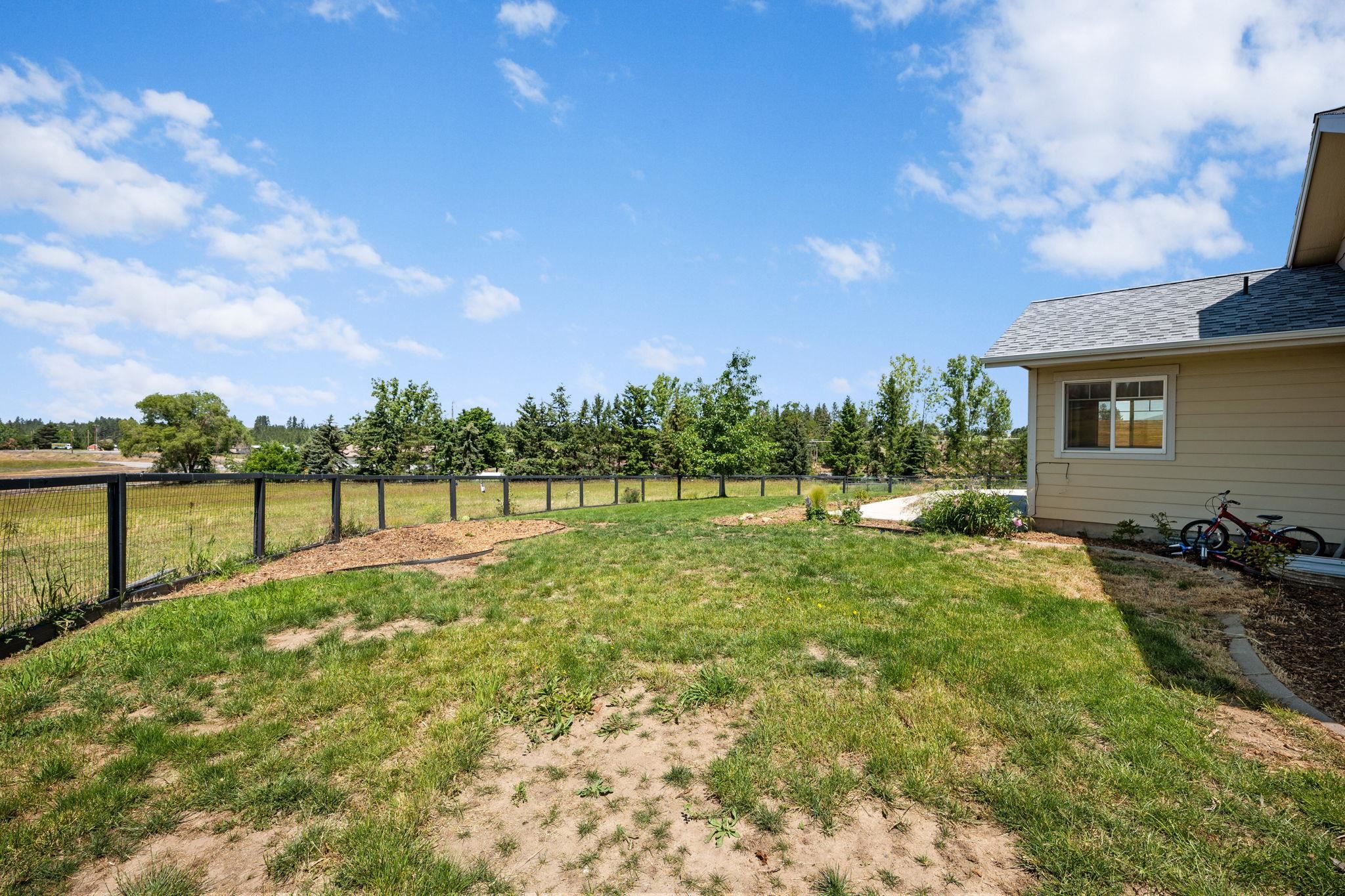 7706 E Bigelow Gulch Rd - Photo 31