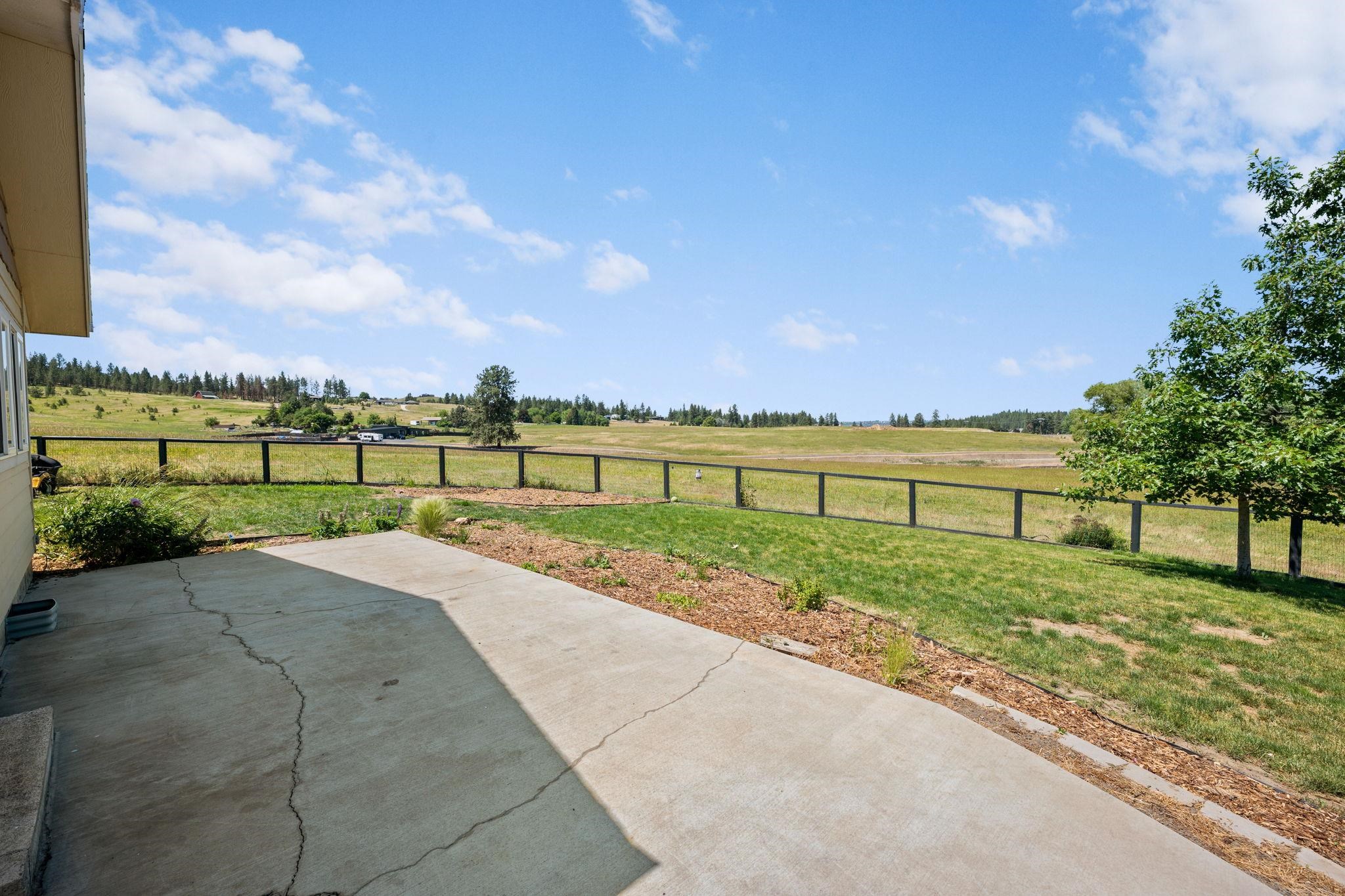 7706 E Bigelow Gulch Rd - Photo 33