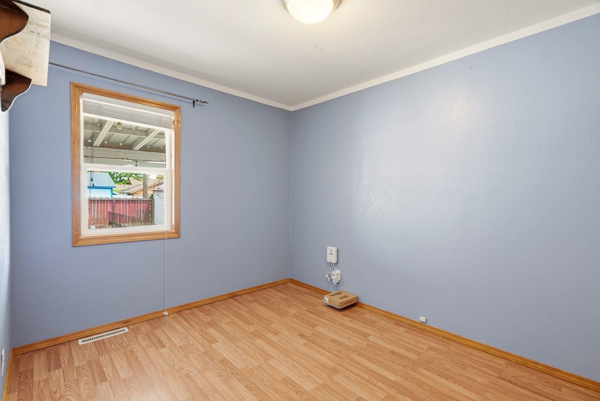 1207 E Lacrosse Ave - Photo 13