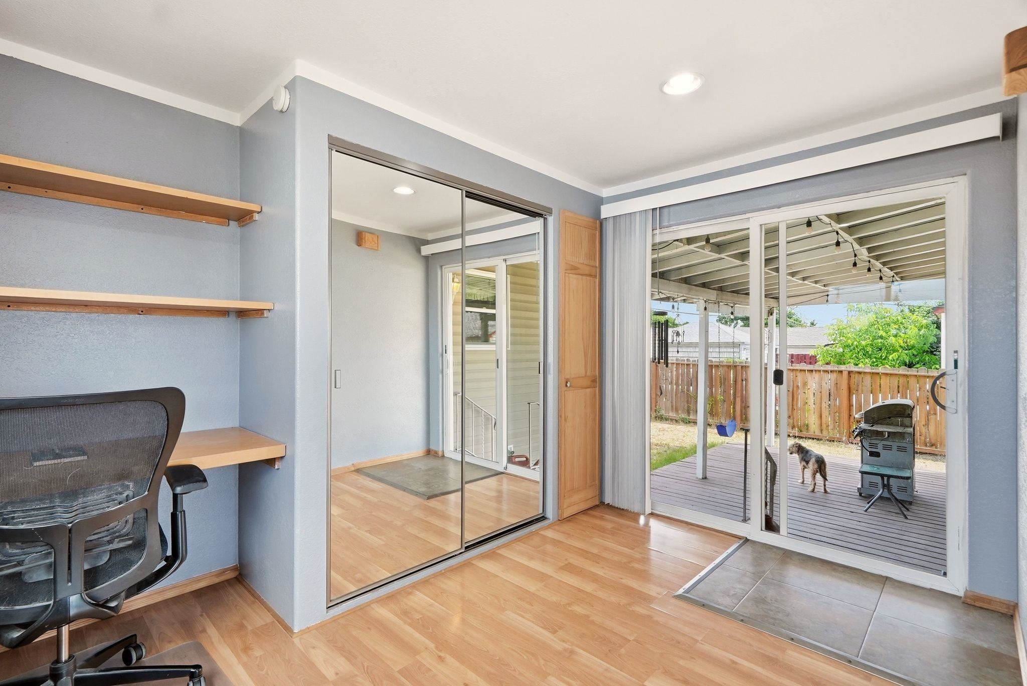 1207 E Lacrosse Ave - Photo 18