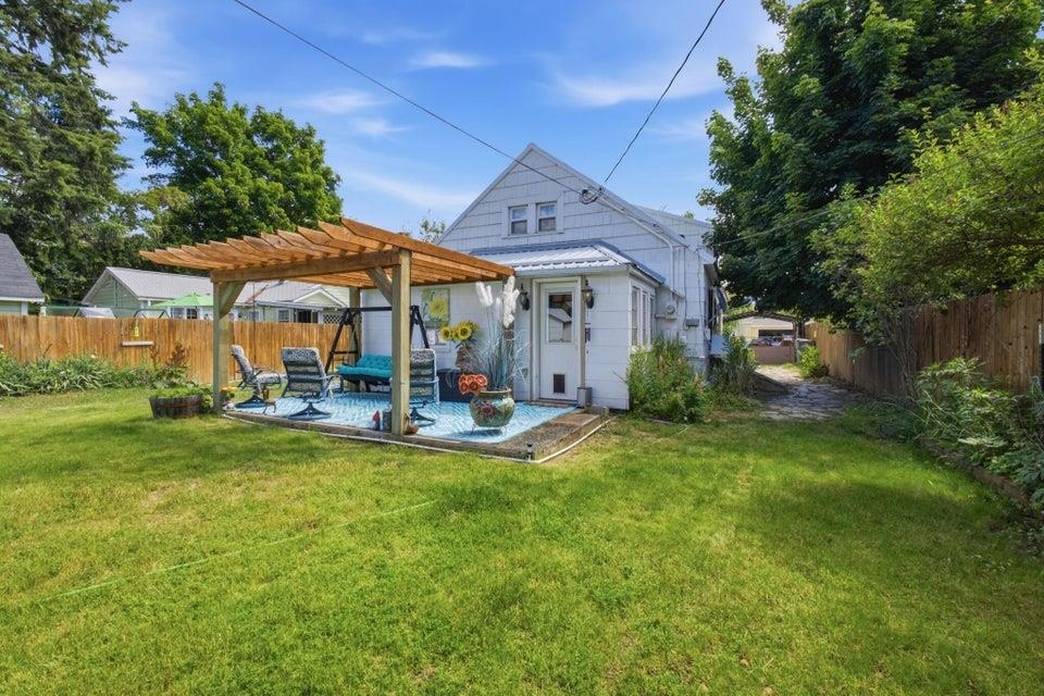 840 S Larch St - Photo 4