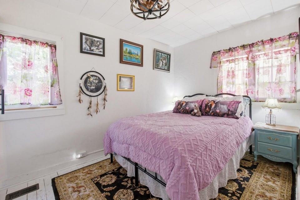 840 S Larch St - Photo 13