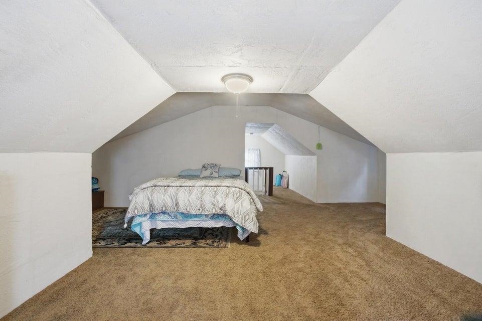 840 S Larch St - Photo 18