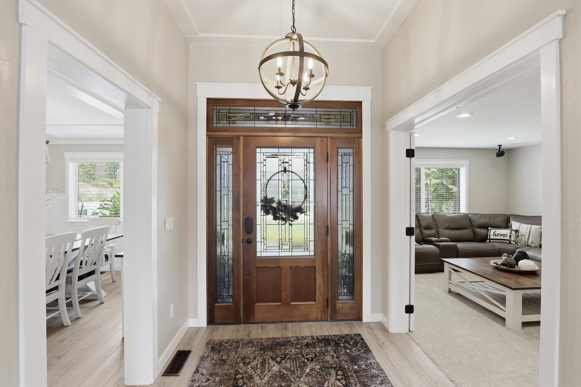 851 Thomas Ln - Photo 3