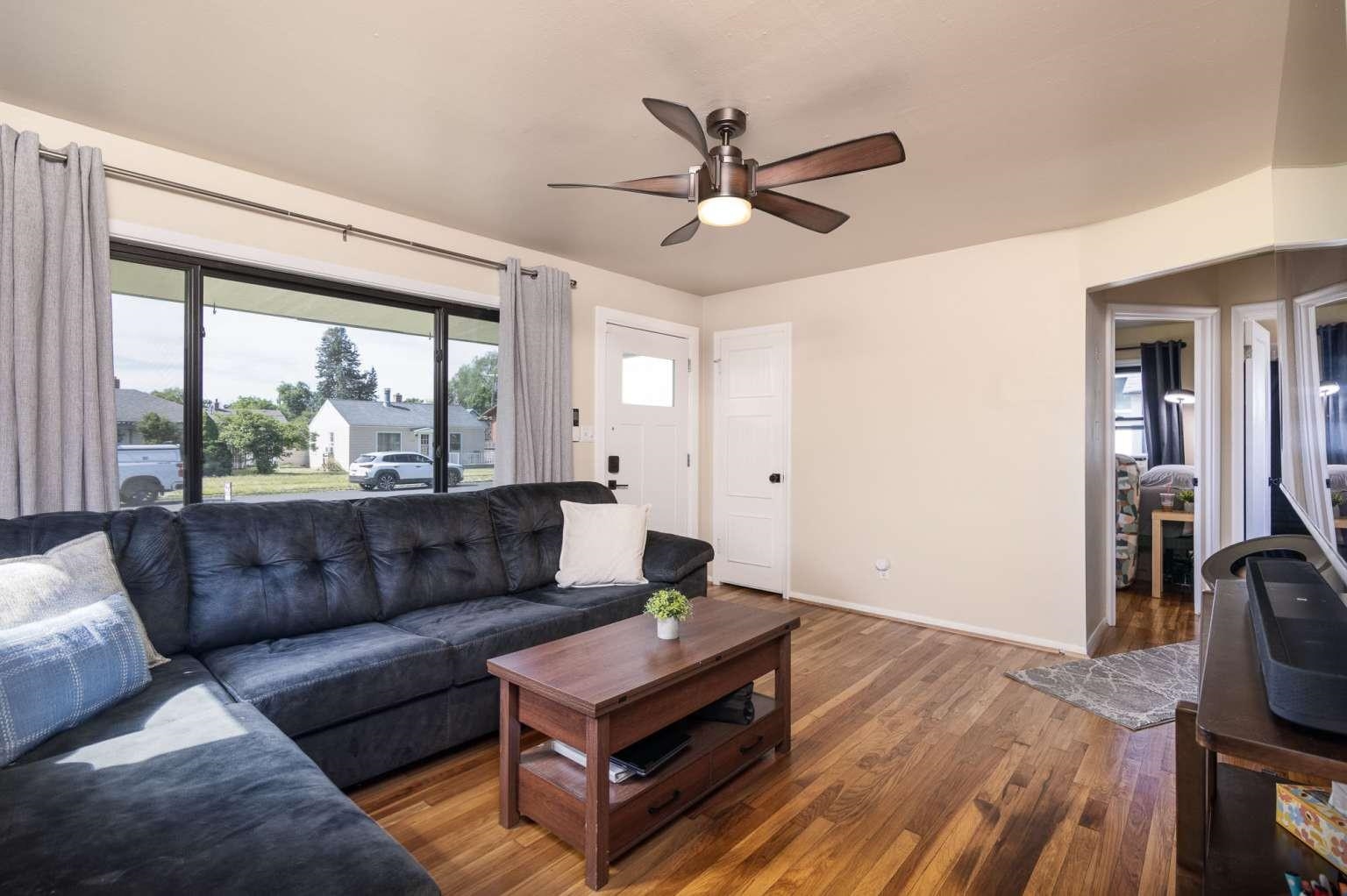 1323 E LONGFELLOW Ave - Photo 5