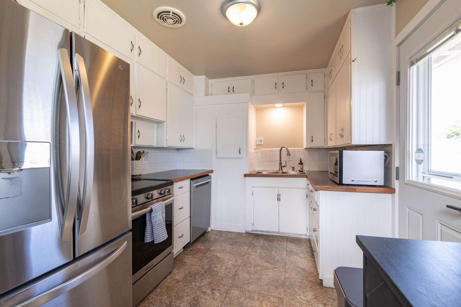 1323 E LONGFELLOW Ave - Photo 7