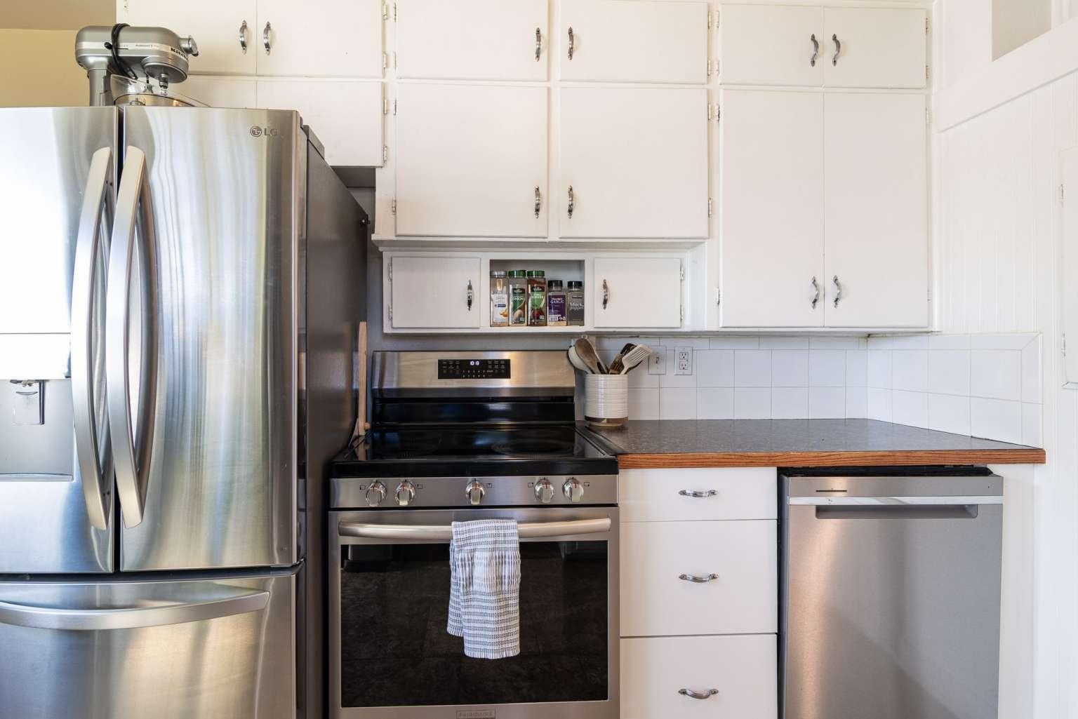 1323 E LONGFELLOW Ave - Photo 8