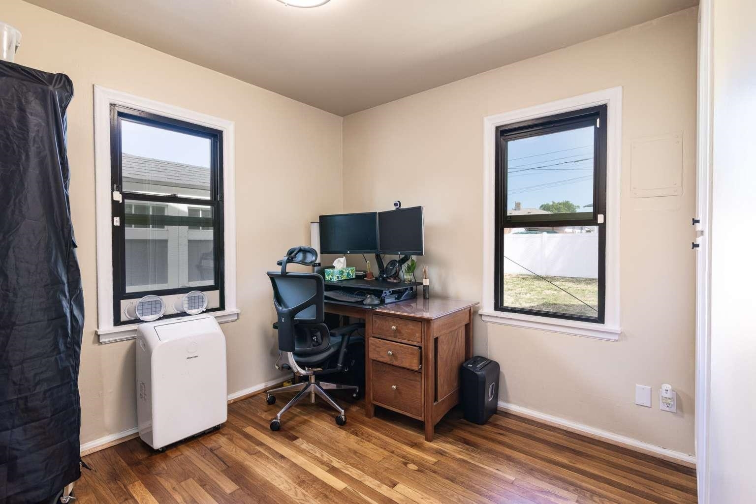 1323 E LONGFELLOW Ave - Photo 12