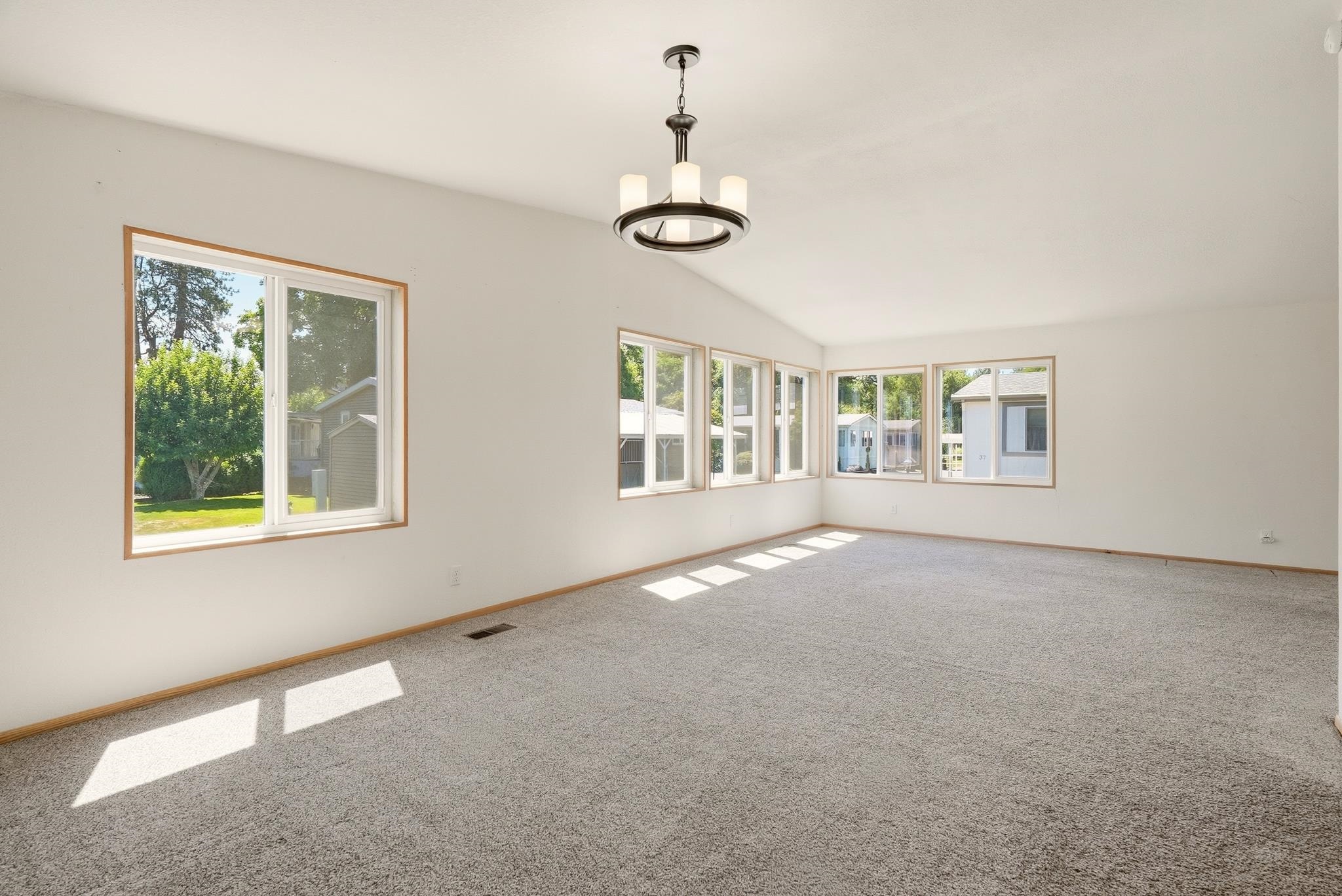 208 S Neyland Ave - Photo 7