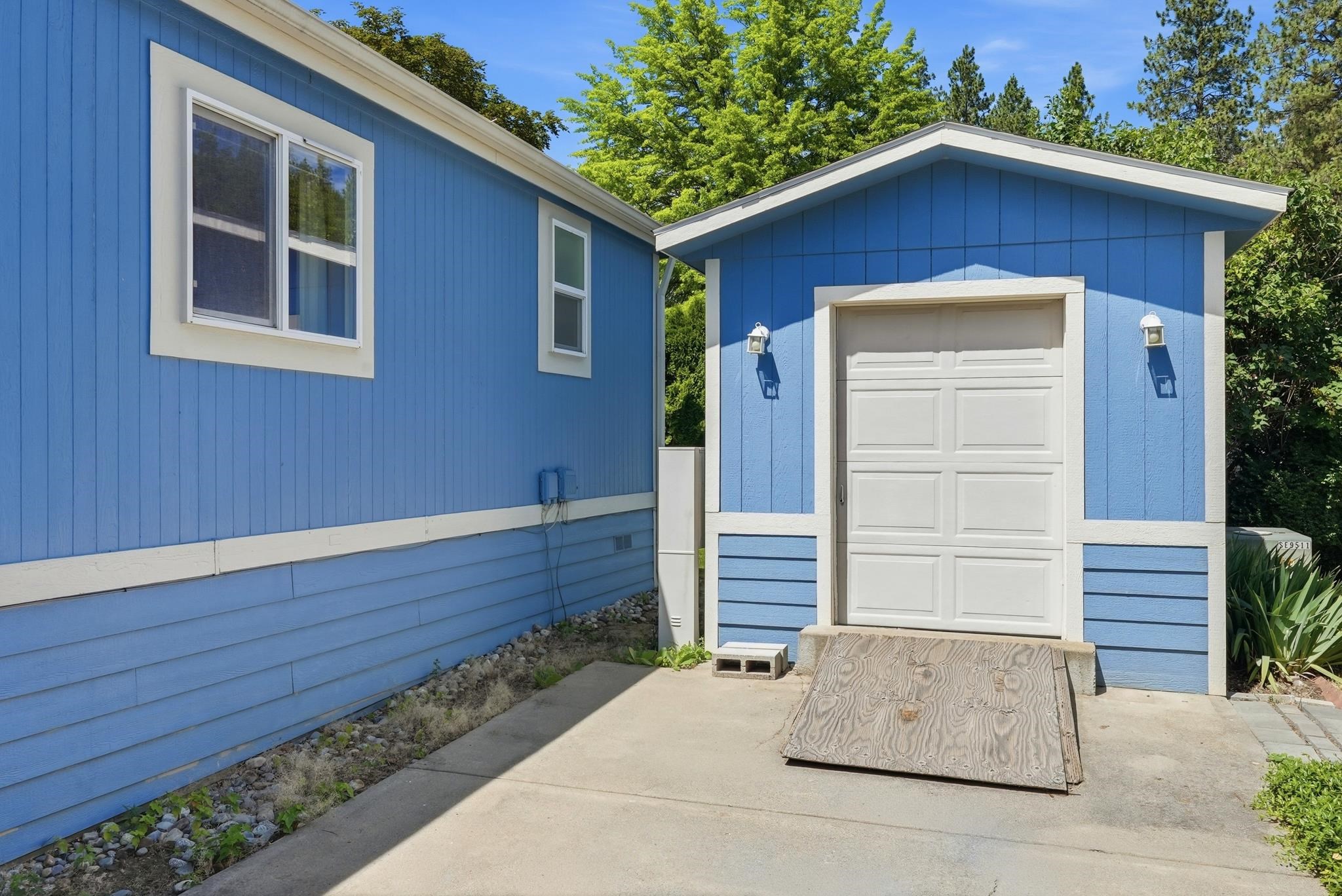 208 S Neyland Ave - Photo 32