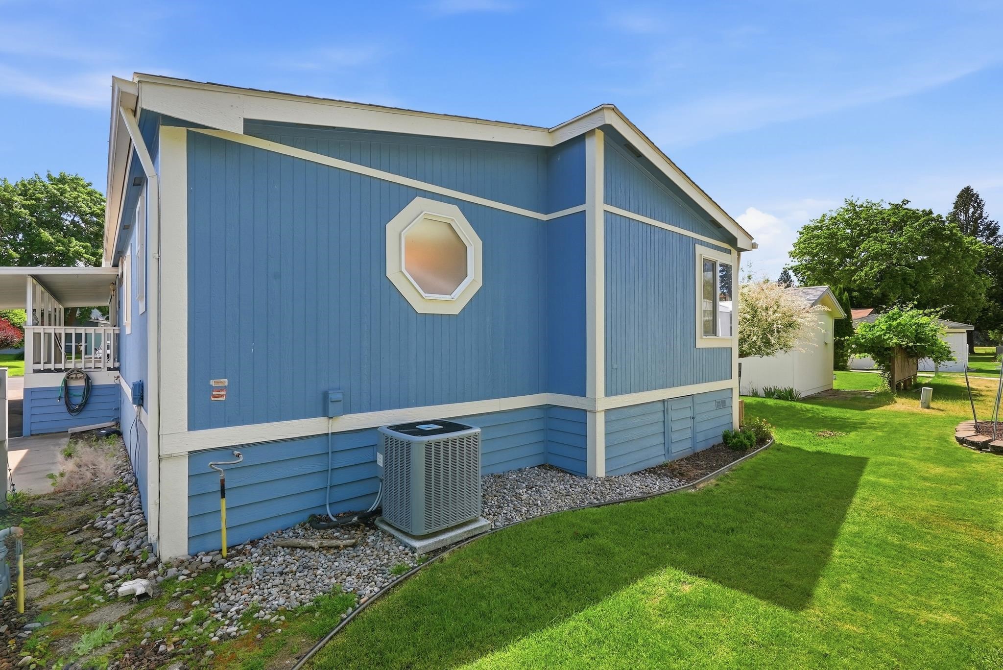 208 S Neyland Ave - Photo 33