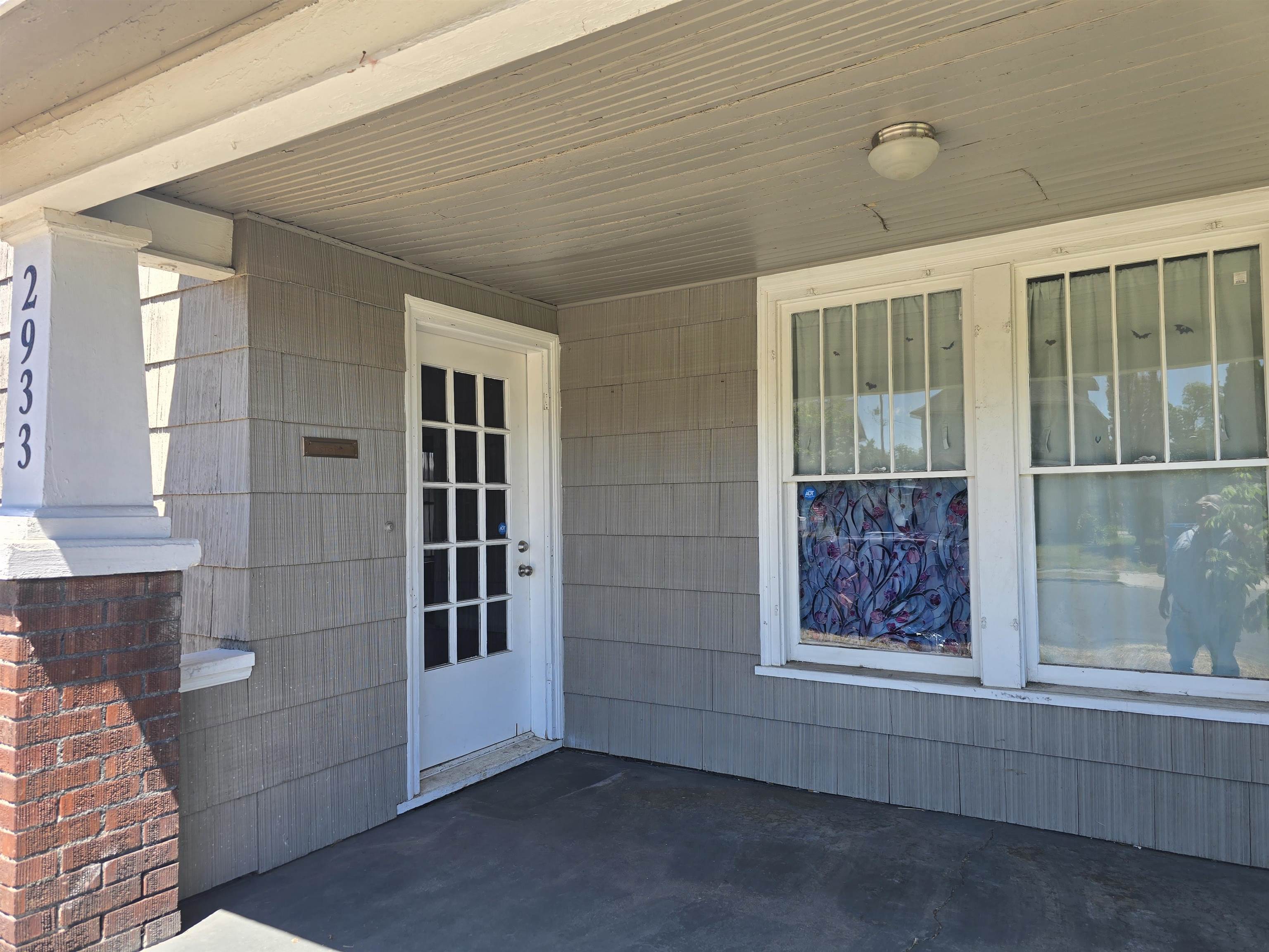 2933 E Wabash St - Photo 3