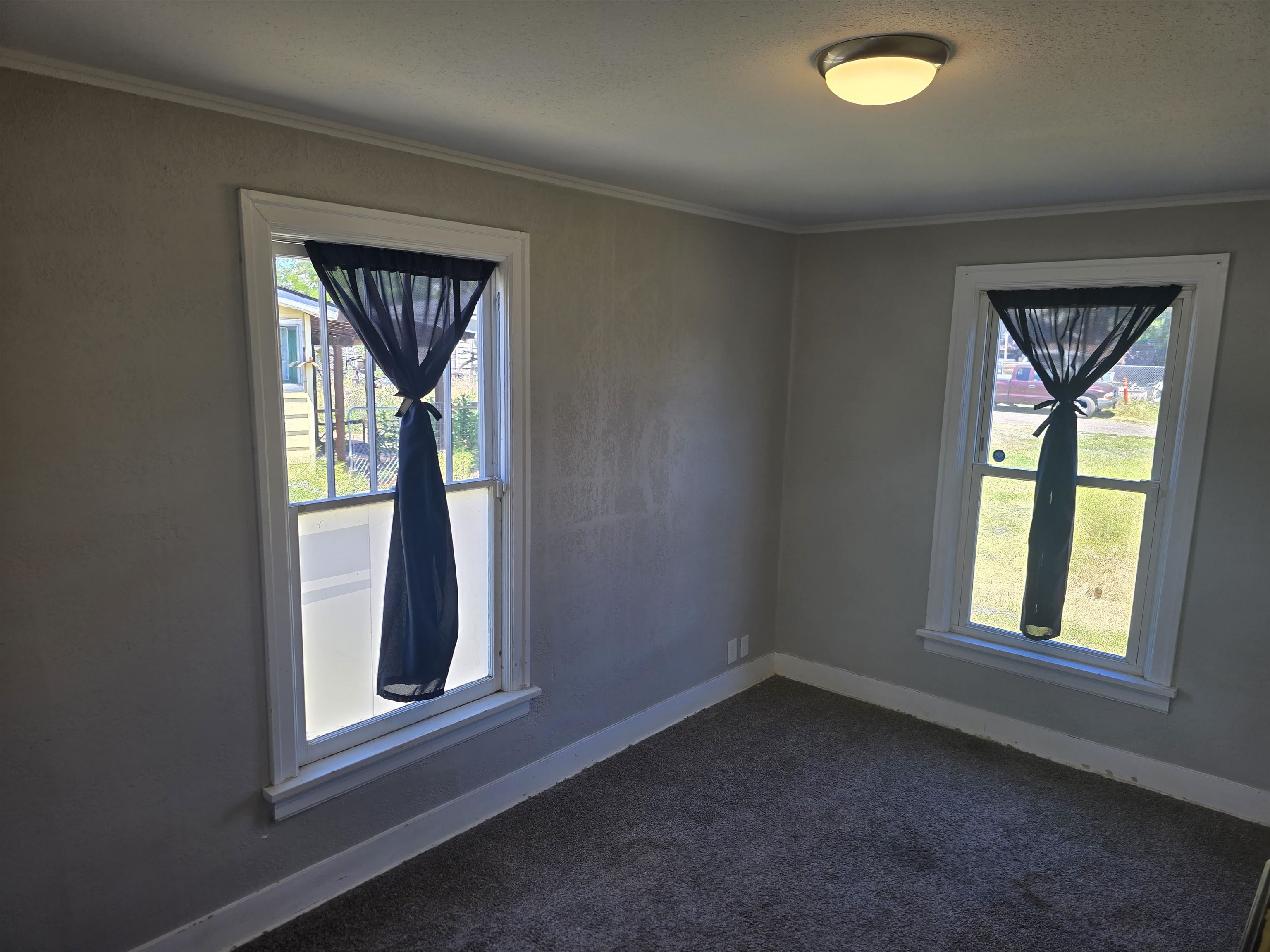 2933 E Wabash St - Photo 16