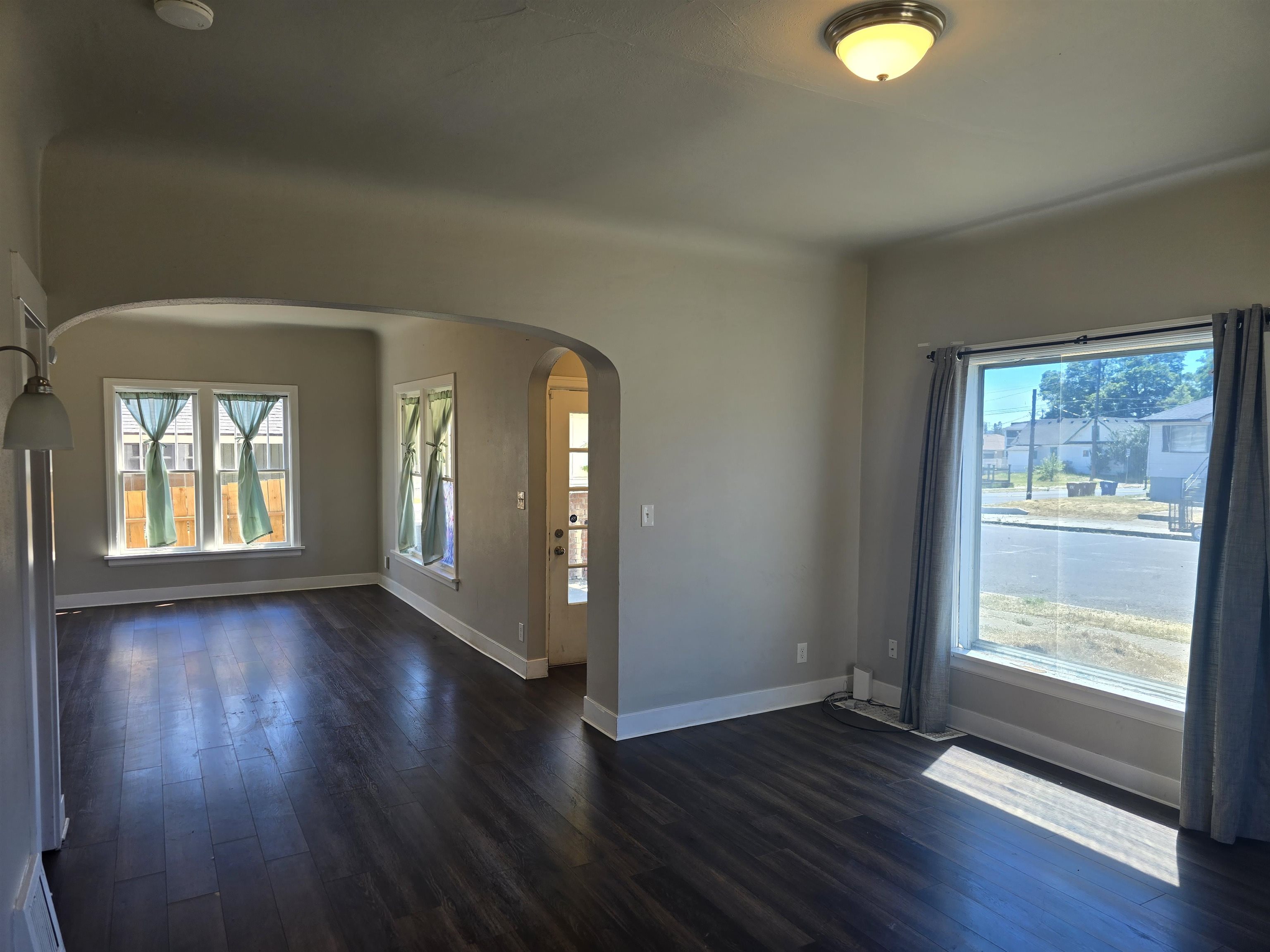 2933 E Wabash St - Photo 14