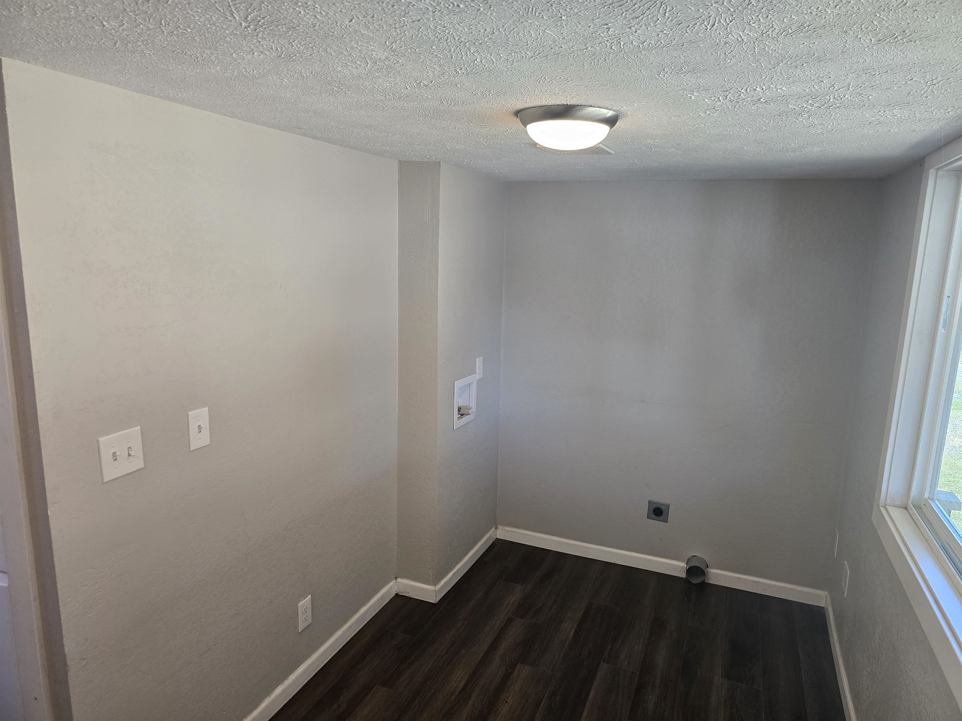 2933 E Wabash St - Photo 21