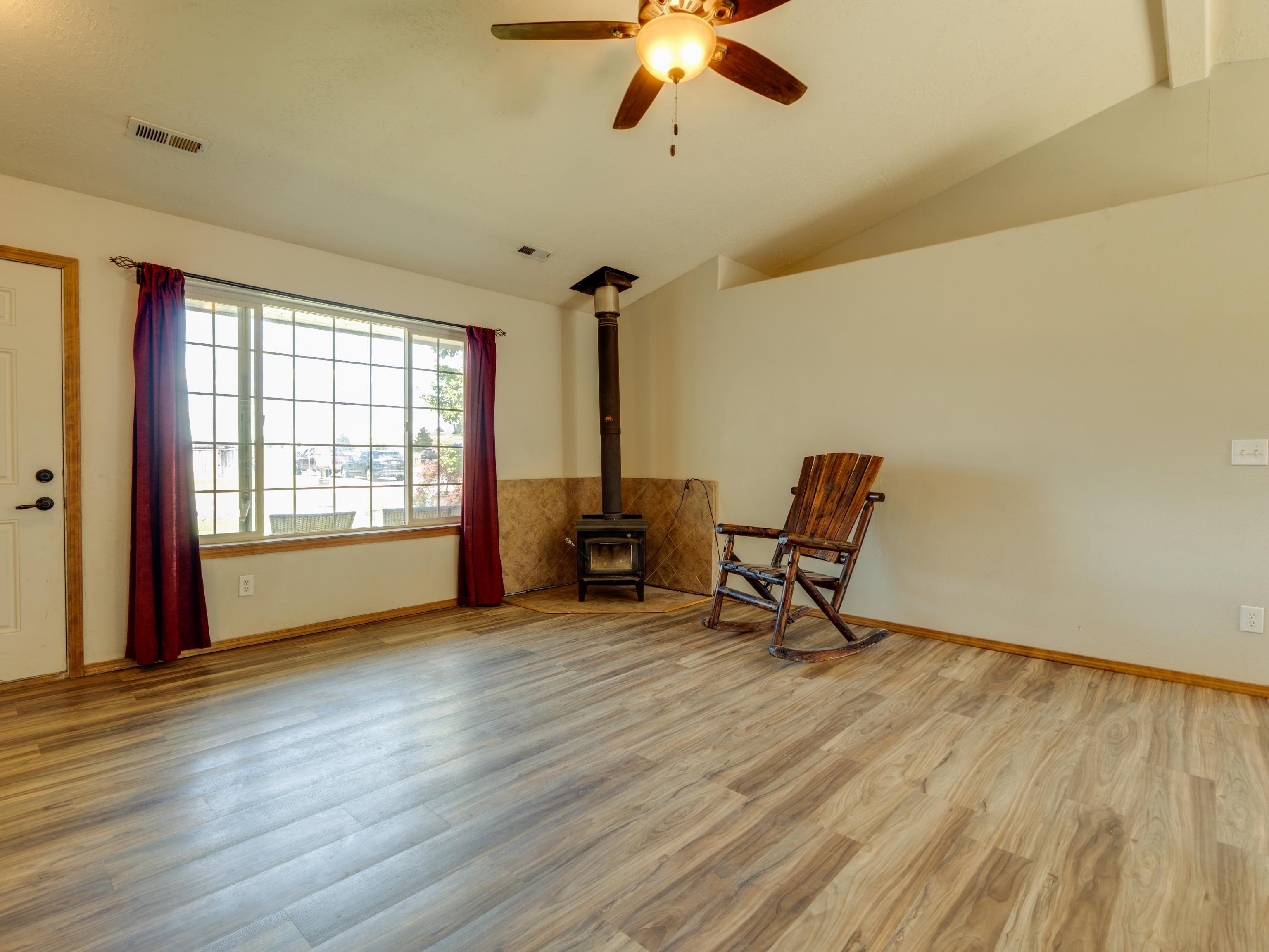 520 E Beverly Ave - Photo 7