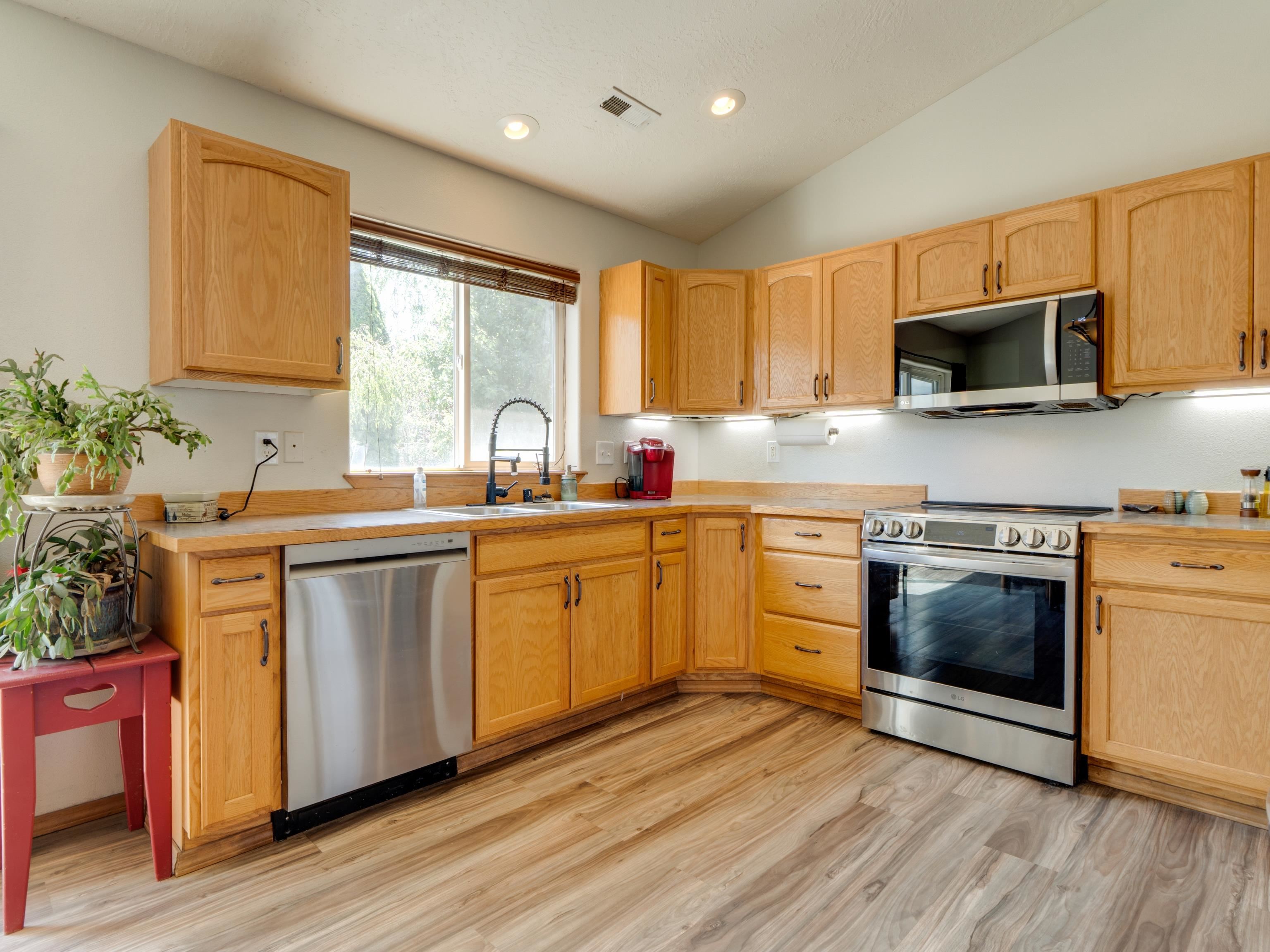 520 E Beverly Ave - Photo 13