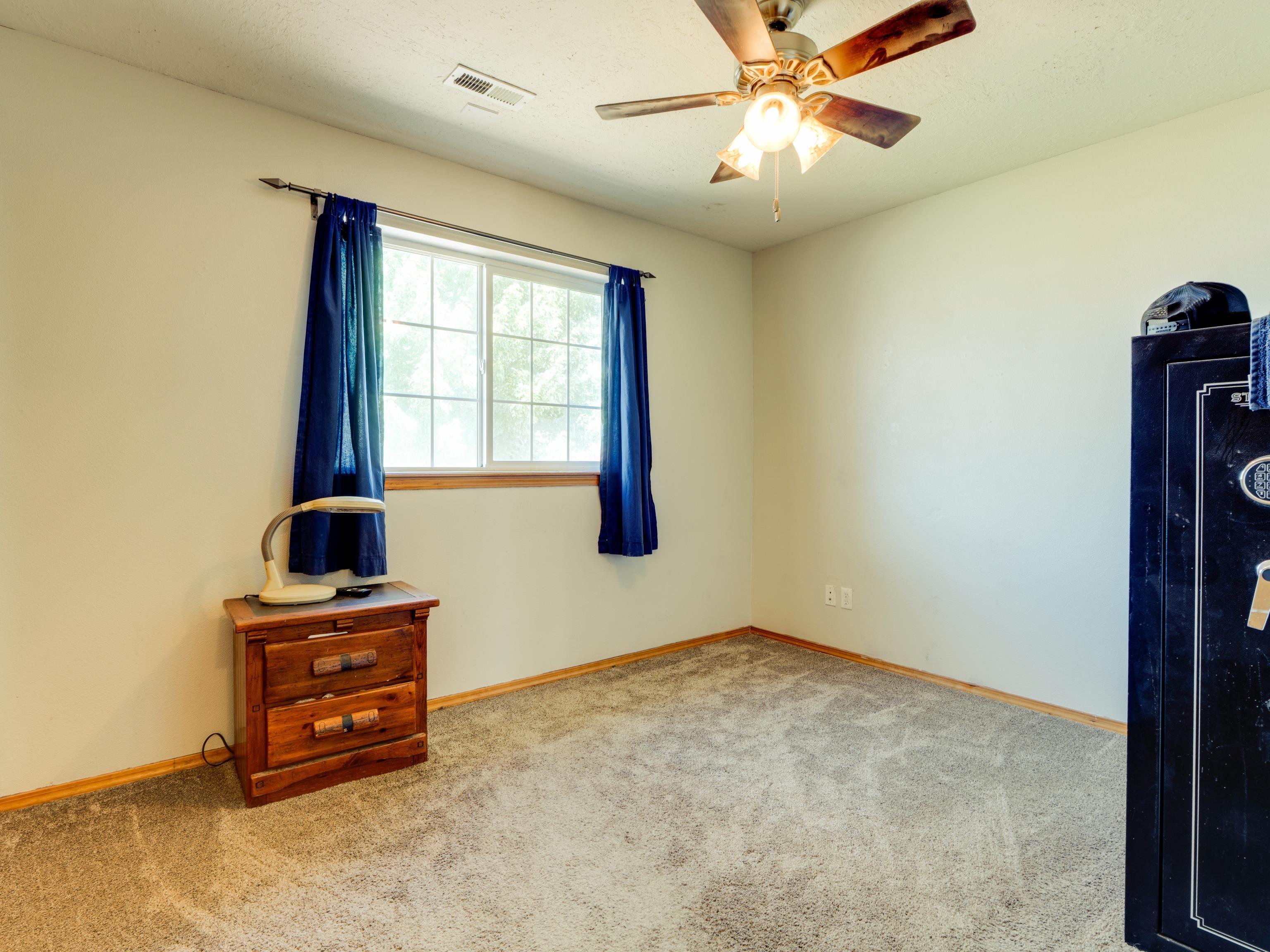 520 E Beverly Ave - Photo 22