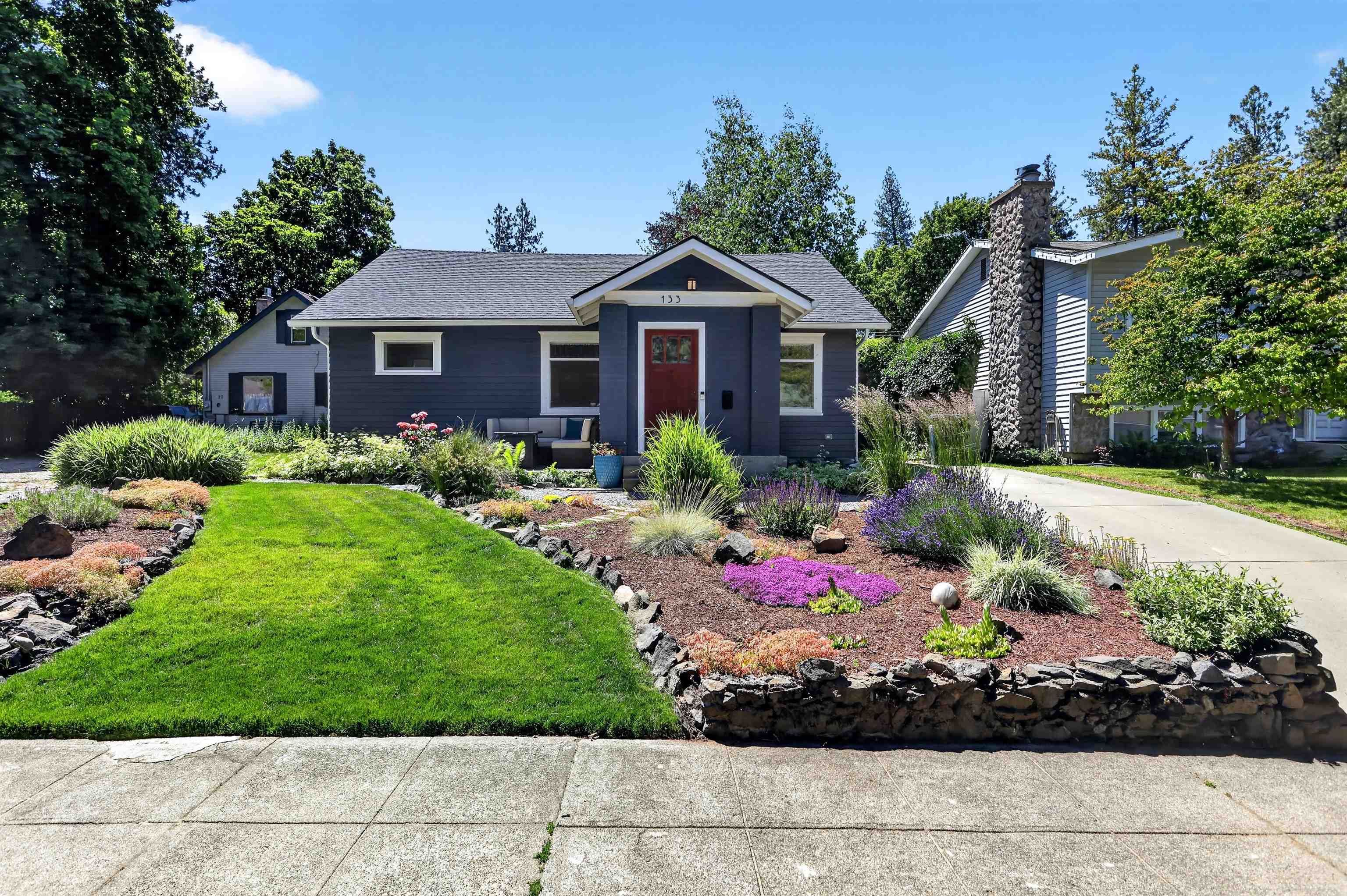 133 W 23rd Ave - Photo 2
