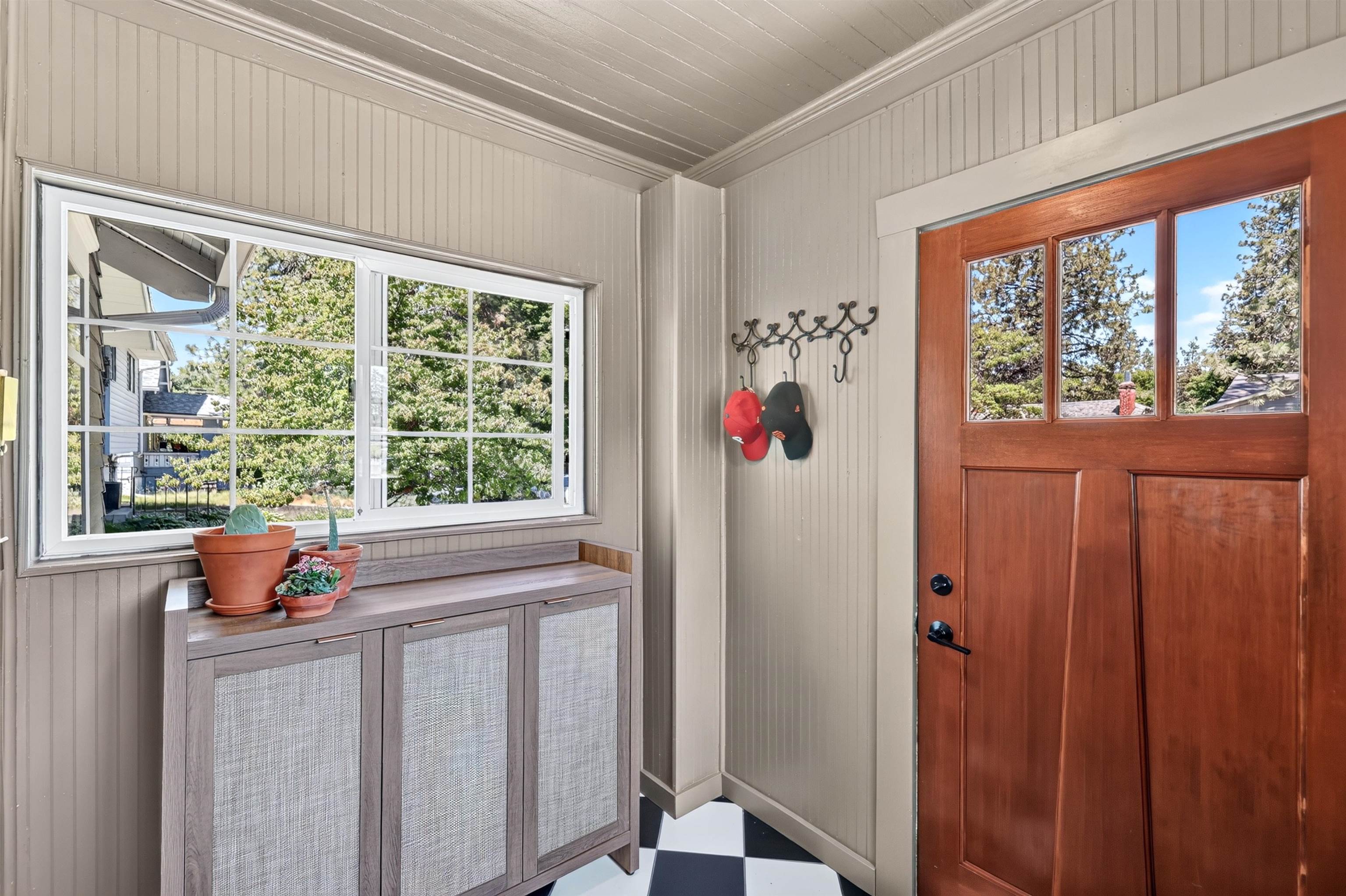 133 W 23rd Ave - Photo 7