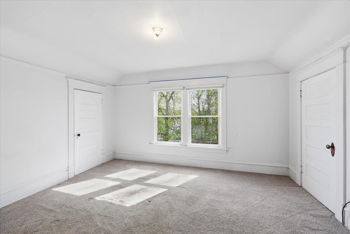2633 N Stevens St - Photo 9