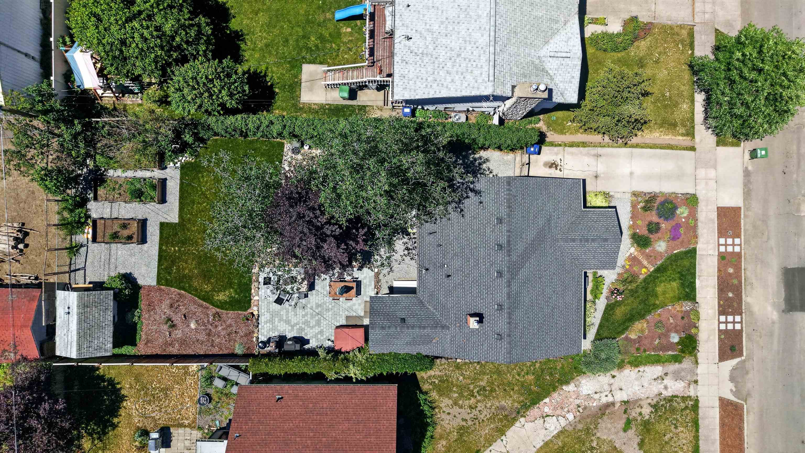 133 W 23rd Ave - Photo 44