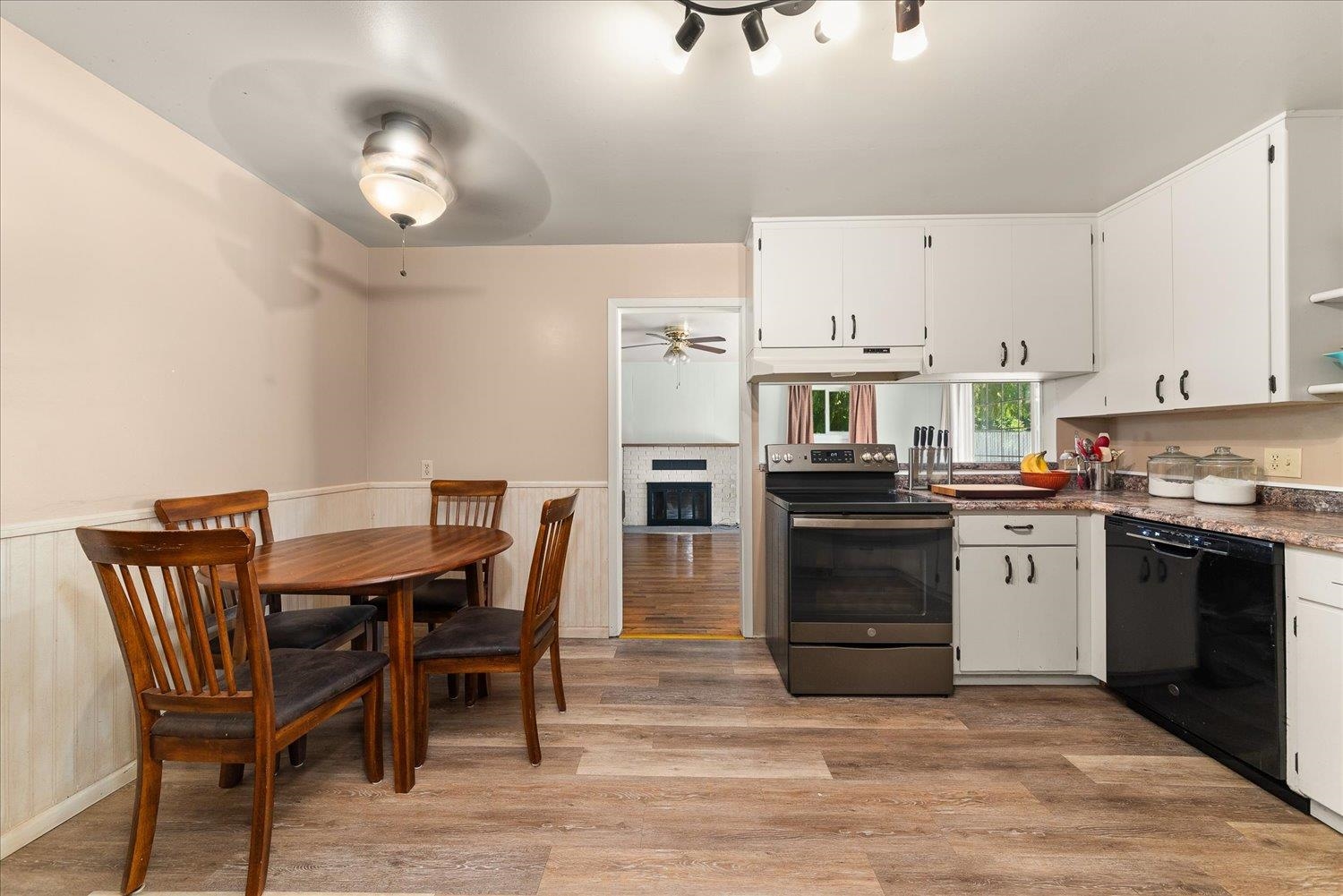 13808 E HEROY Ave - Photo 12