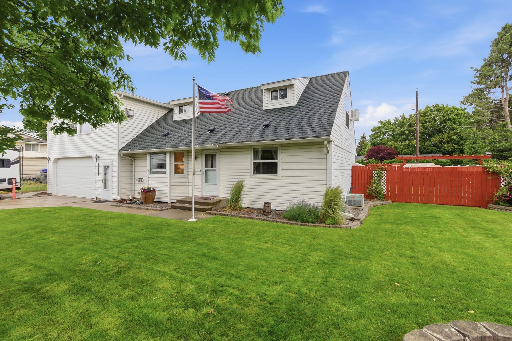 26821 E Eastland Ave - Photo 1