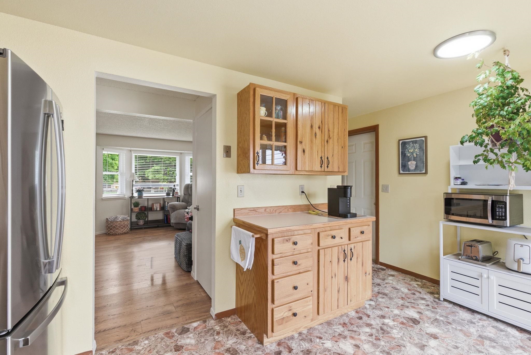 26821 E Eastland Ave - Photo 8