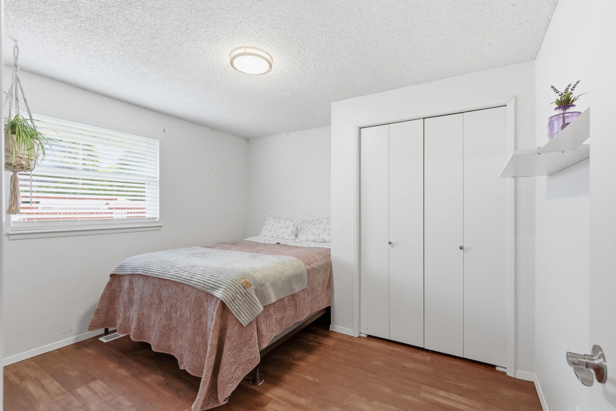 26821 E Eastland Ave - Photo 11