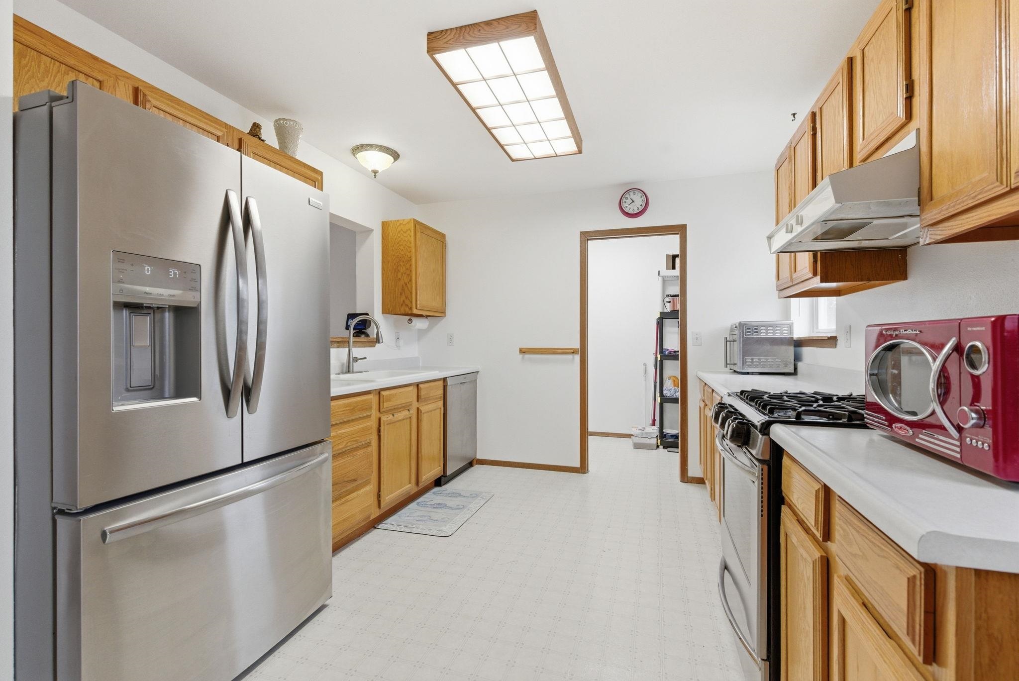 26821 E Eastland Ave - Photo 18