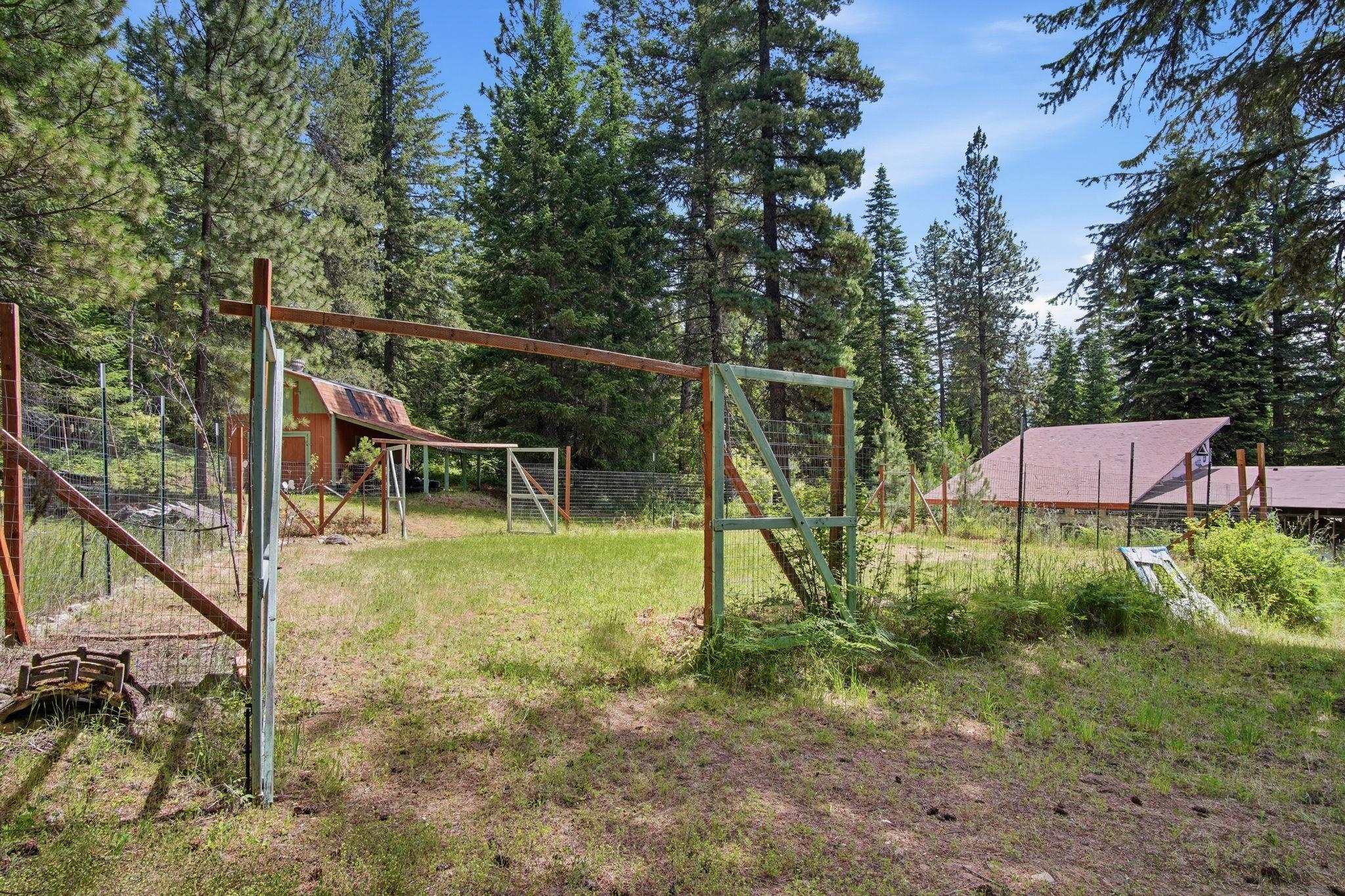 330 Juanita Ln - Photo 24