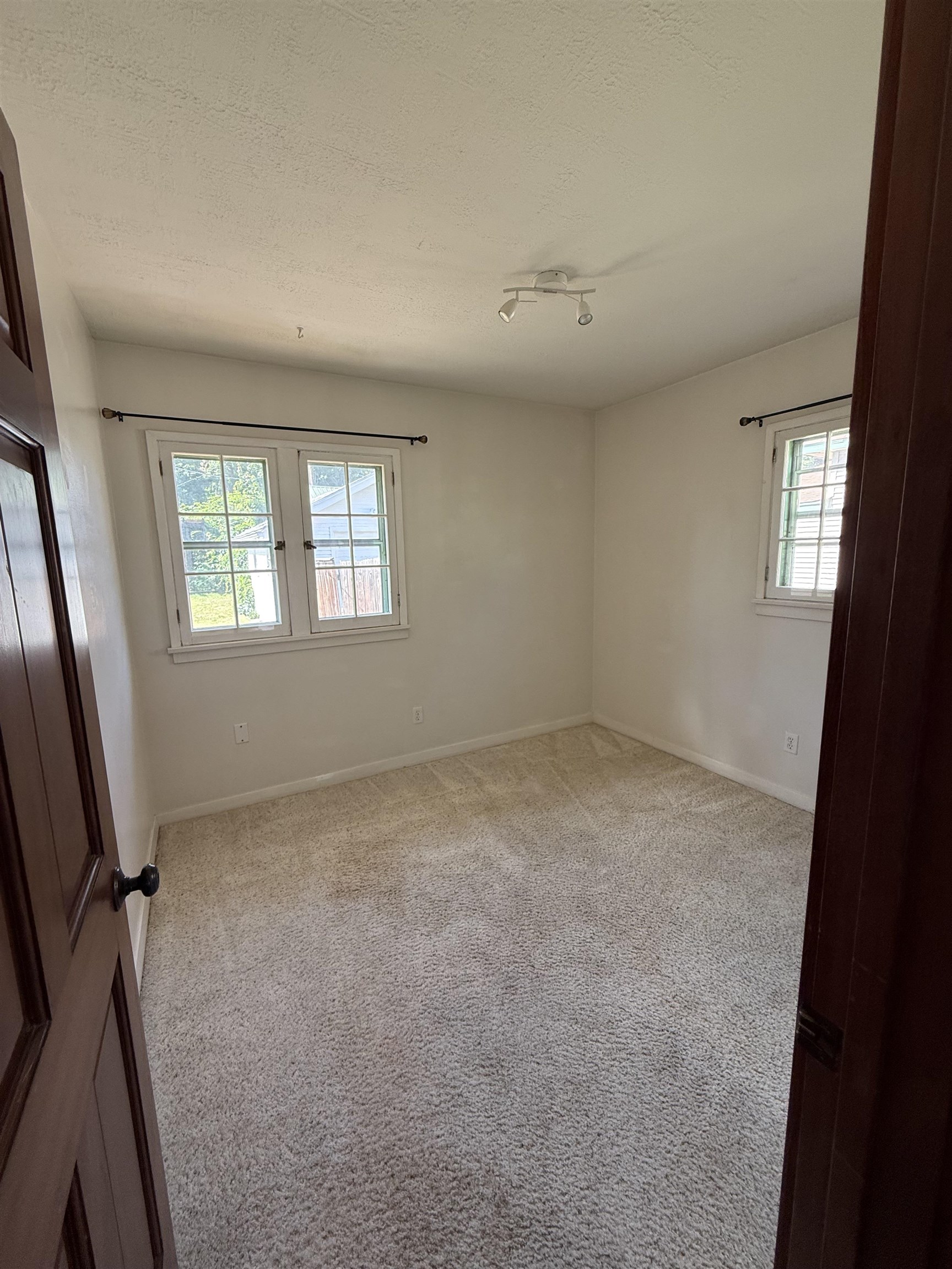 1208 E 11th Ave - Photo 10