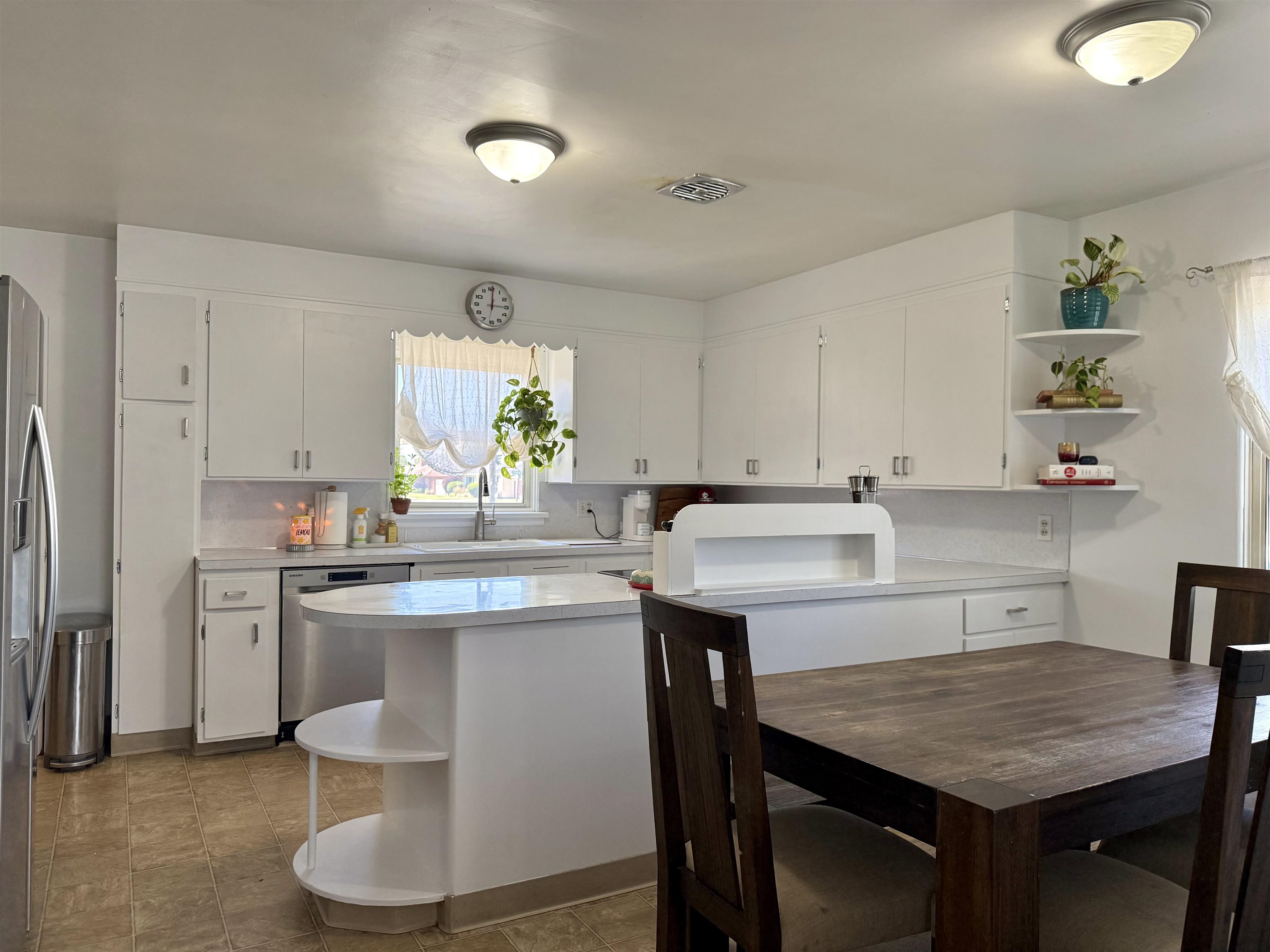 706 E 2nd Ave - Photo 6