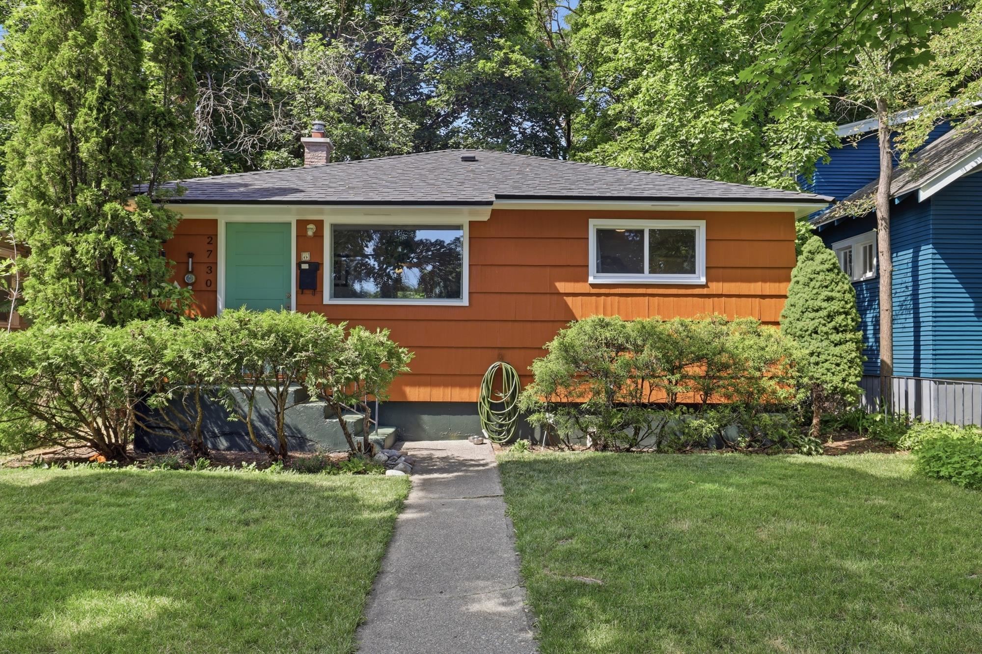 2730 W Gardner Ave - Photo 1
