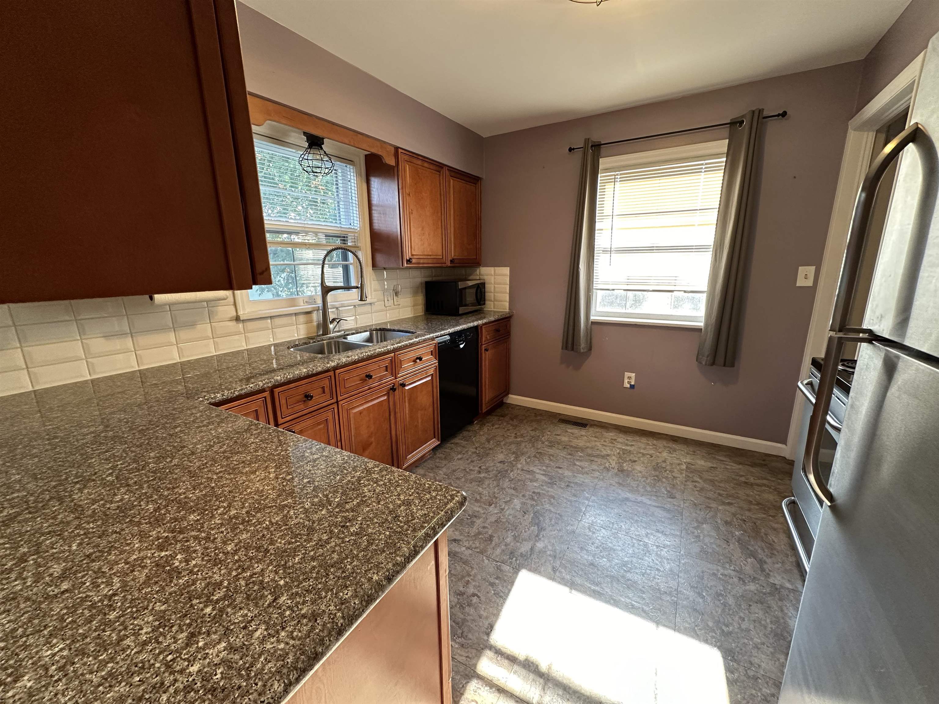 4323 N Wall St - Photo 7