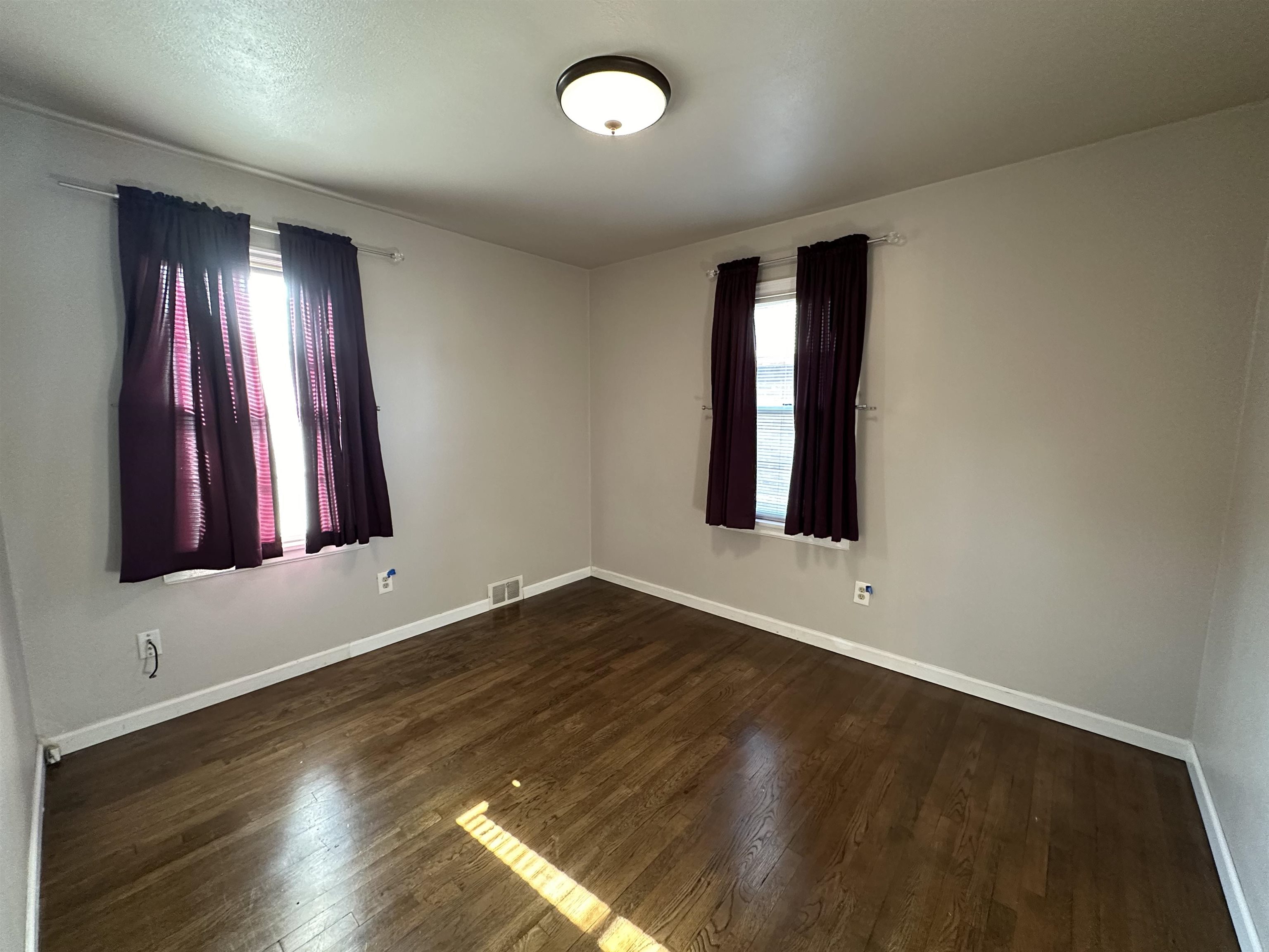 4323 N Wall St - Photo 12