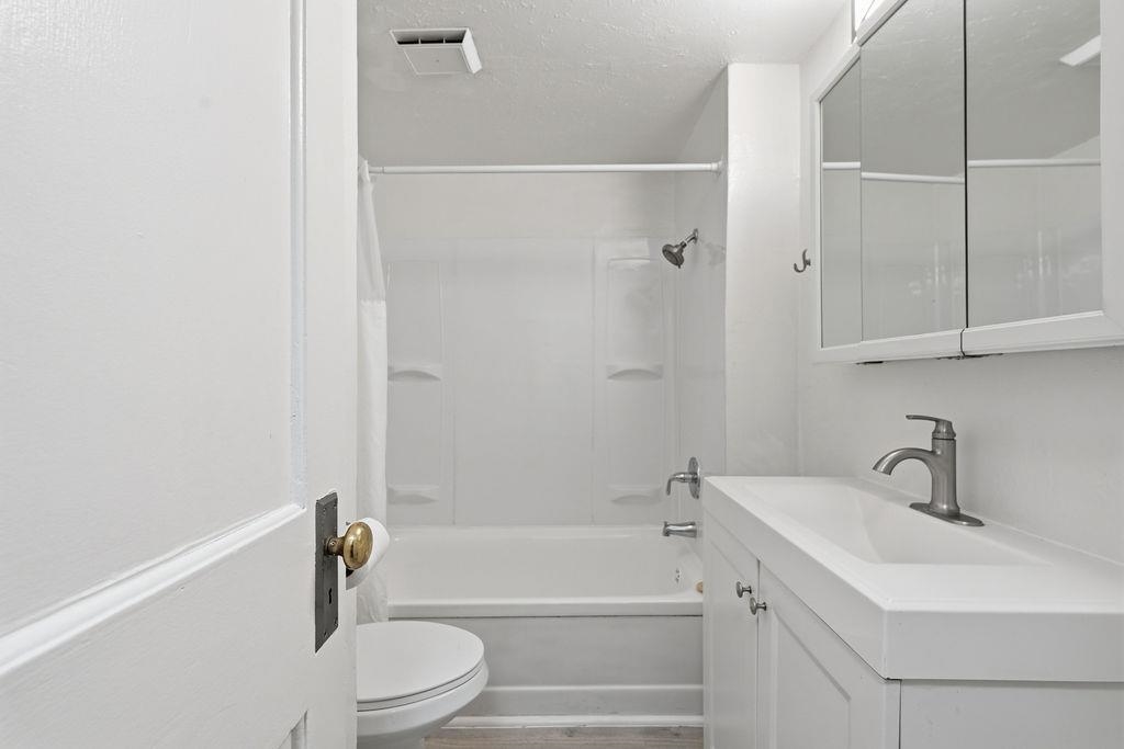 3112 W South Loop Ave - Photo 16