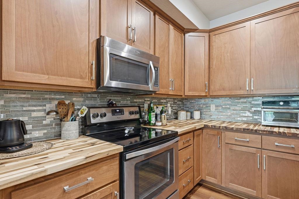 1920 W Summit Pkwy - Photo 13