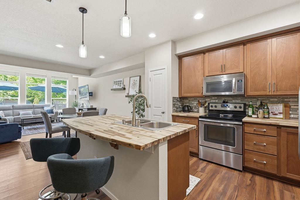 1920 W Summit Pkwy - Photo 15