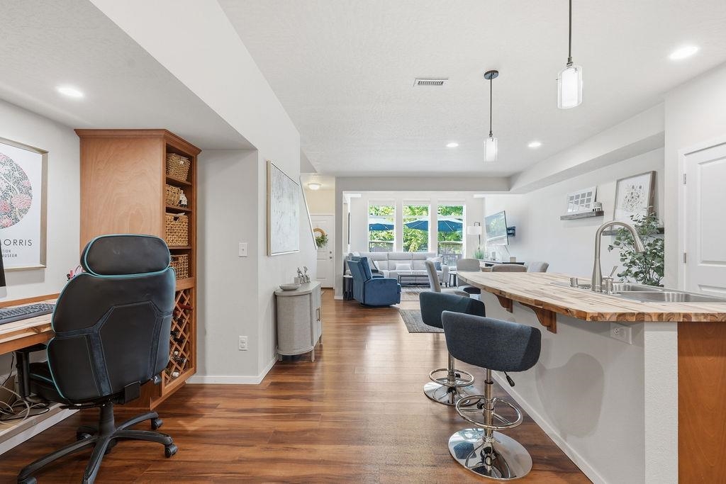 1920 W Summit Pkwy - Photo 16