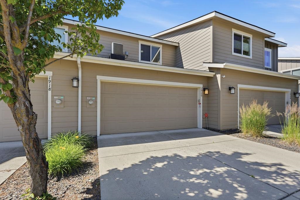 1920 W Summit Pkwy - Photo 31