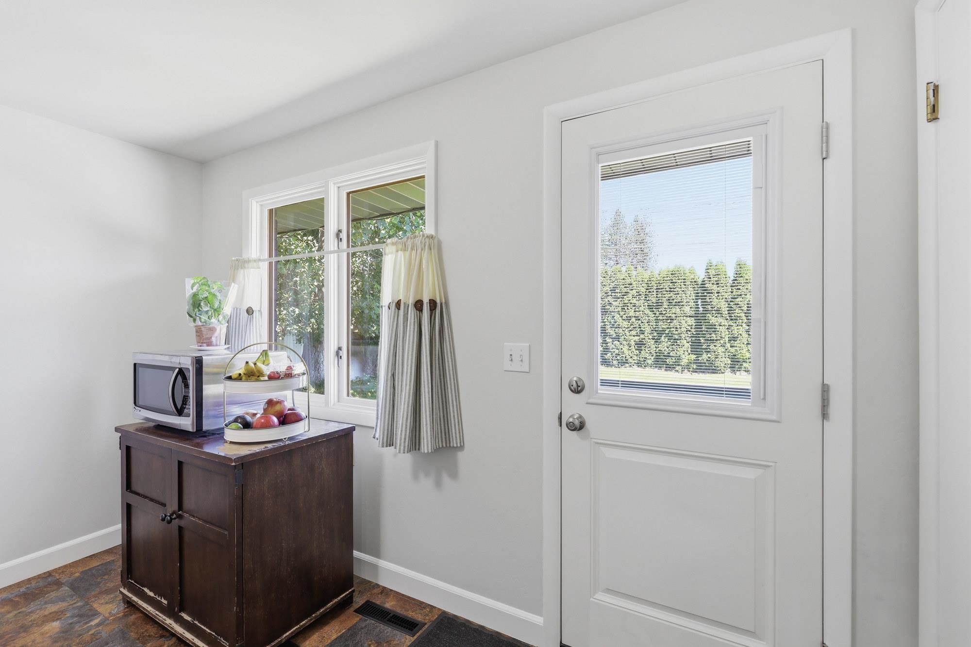 3722 W Lyons Ave - Photo 12