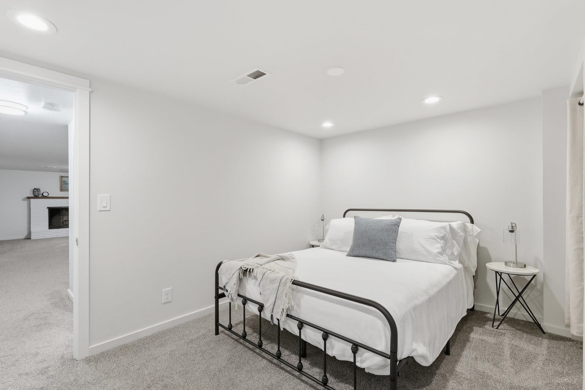 3722 W Lyons Ave - Photo 25
