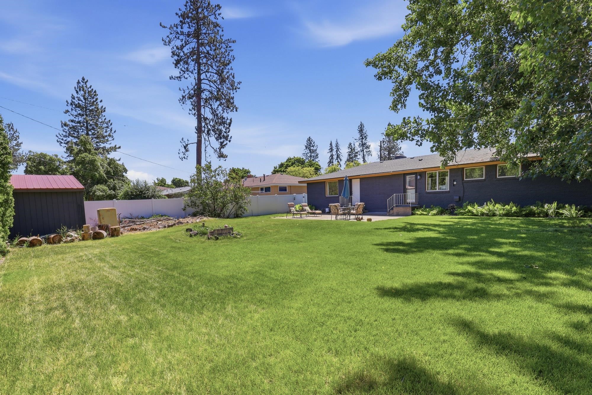 3722 W Lyons Ave - Photo 35